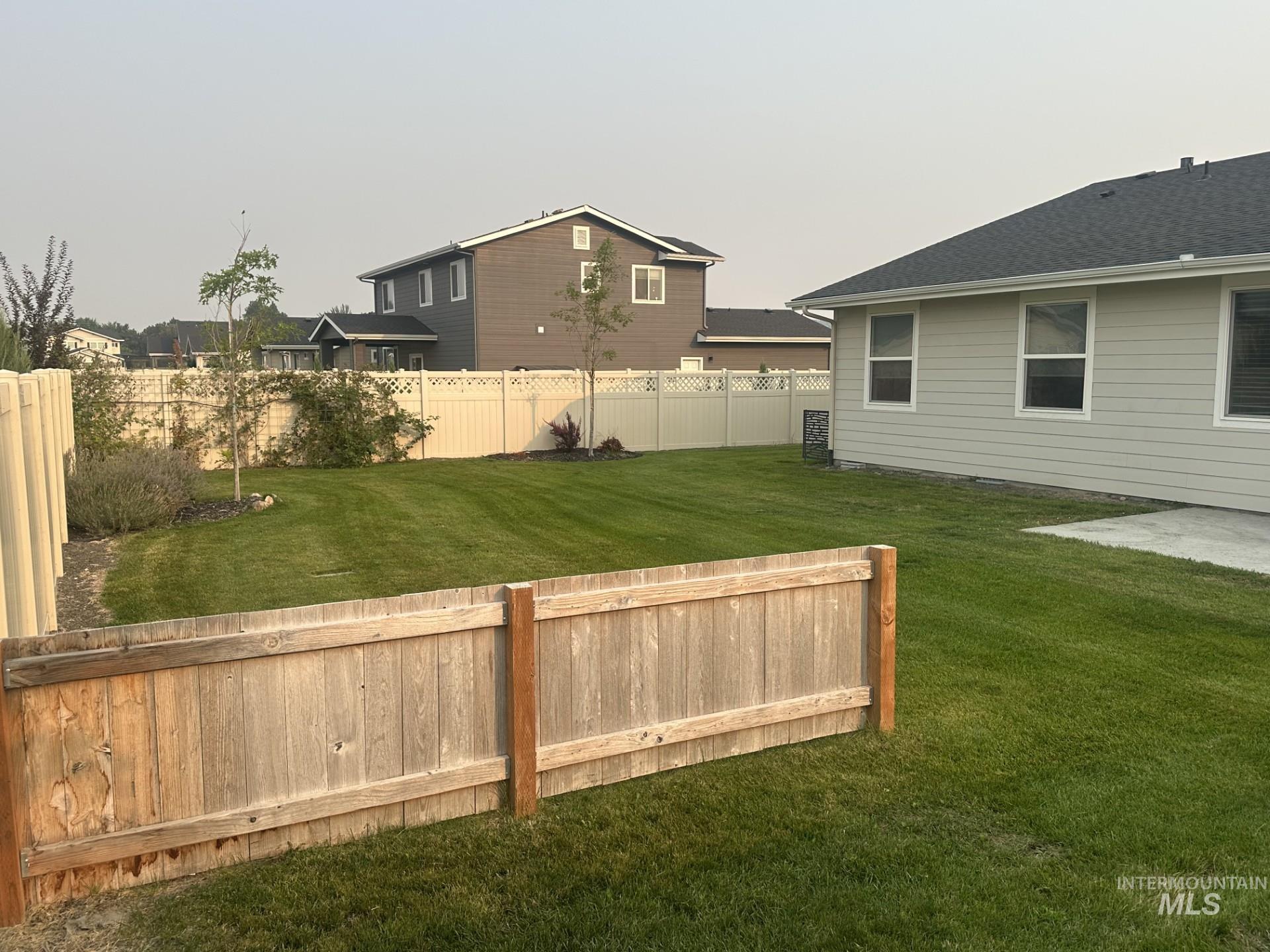12541 W Shortcreek St. Property Photo 43