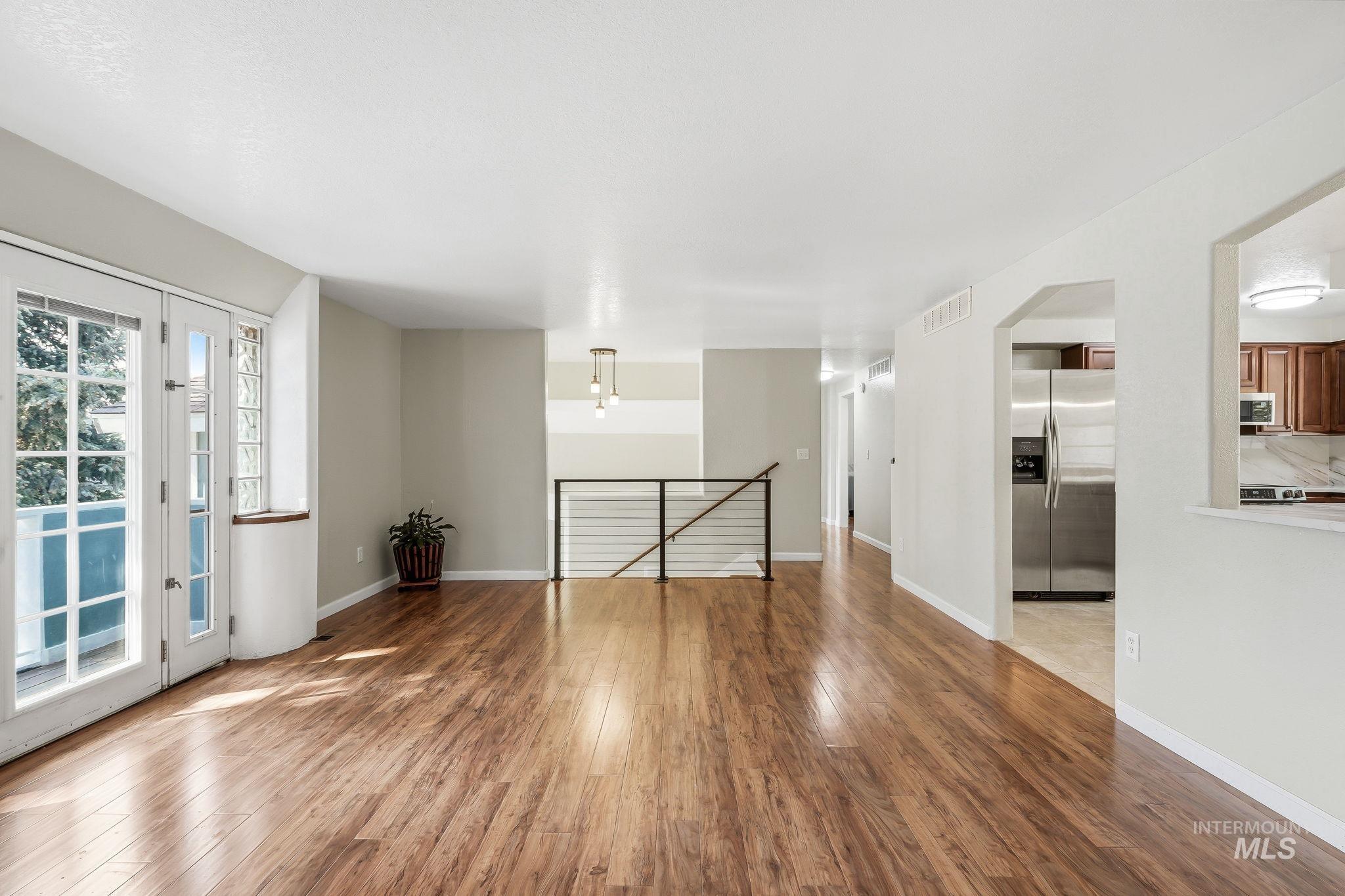 2311 N Monaco Way Property Photo 10