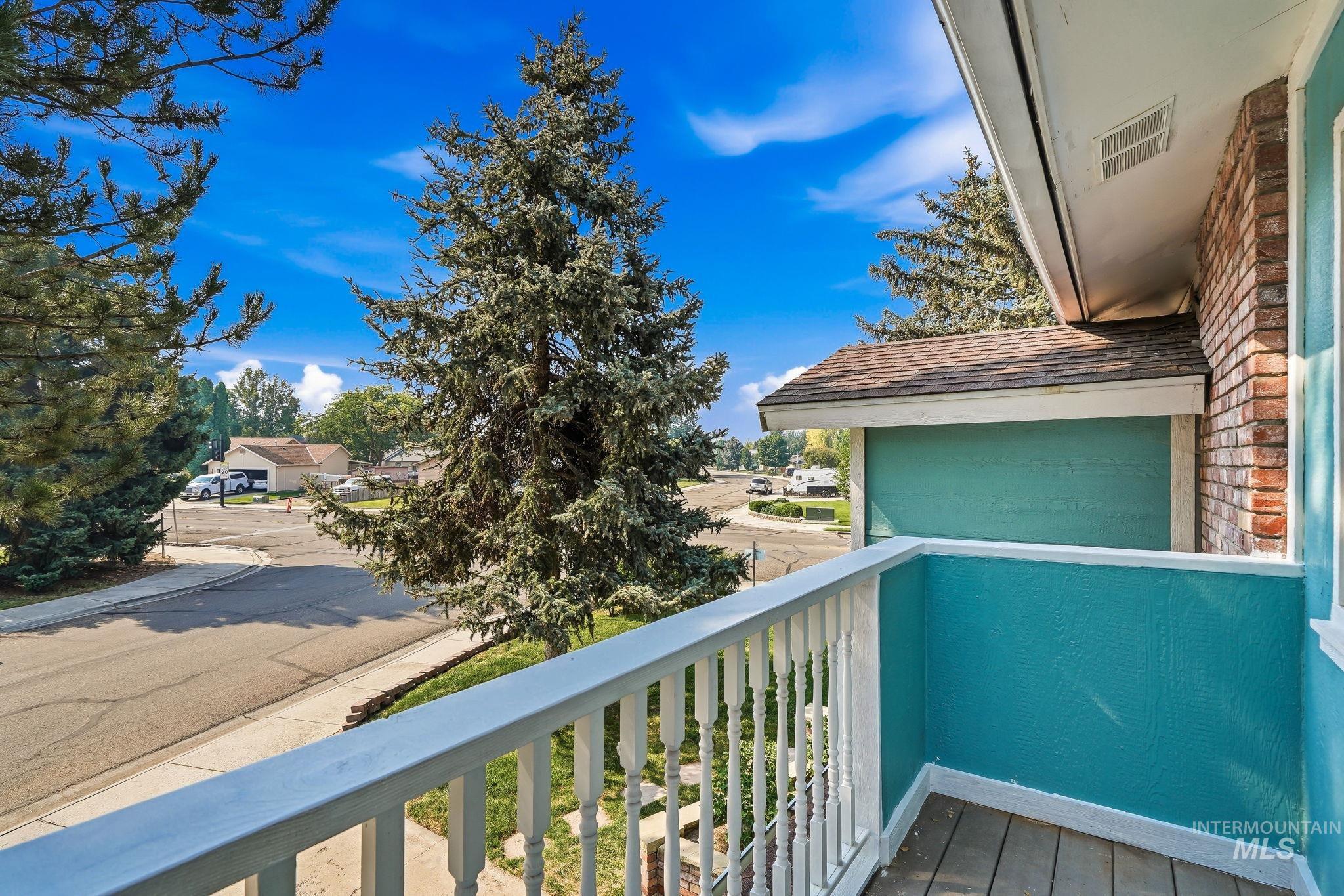 2311 N Monaco Way Property Photo 12