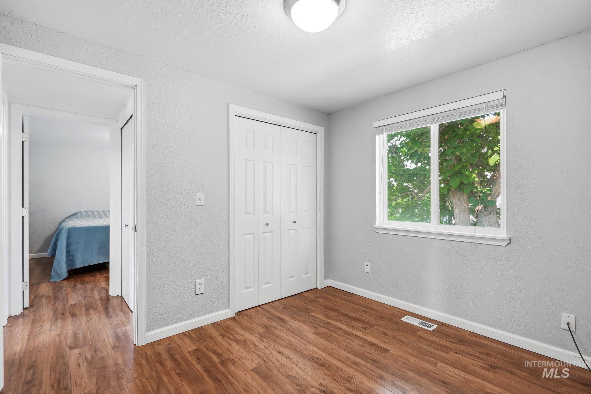 2311 N Monaco Way Property Photo 23