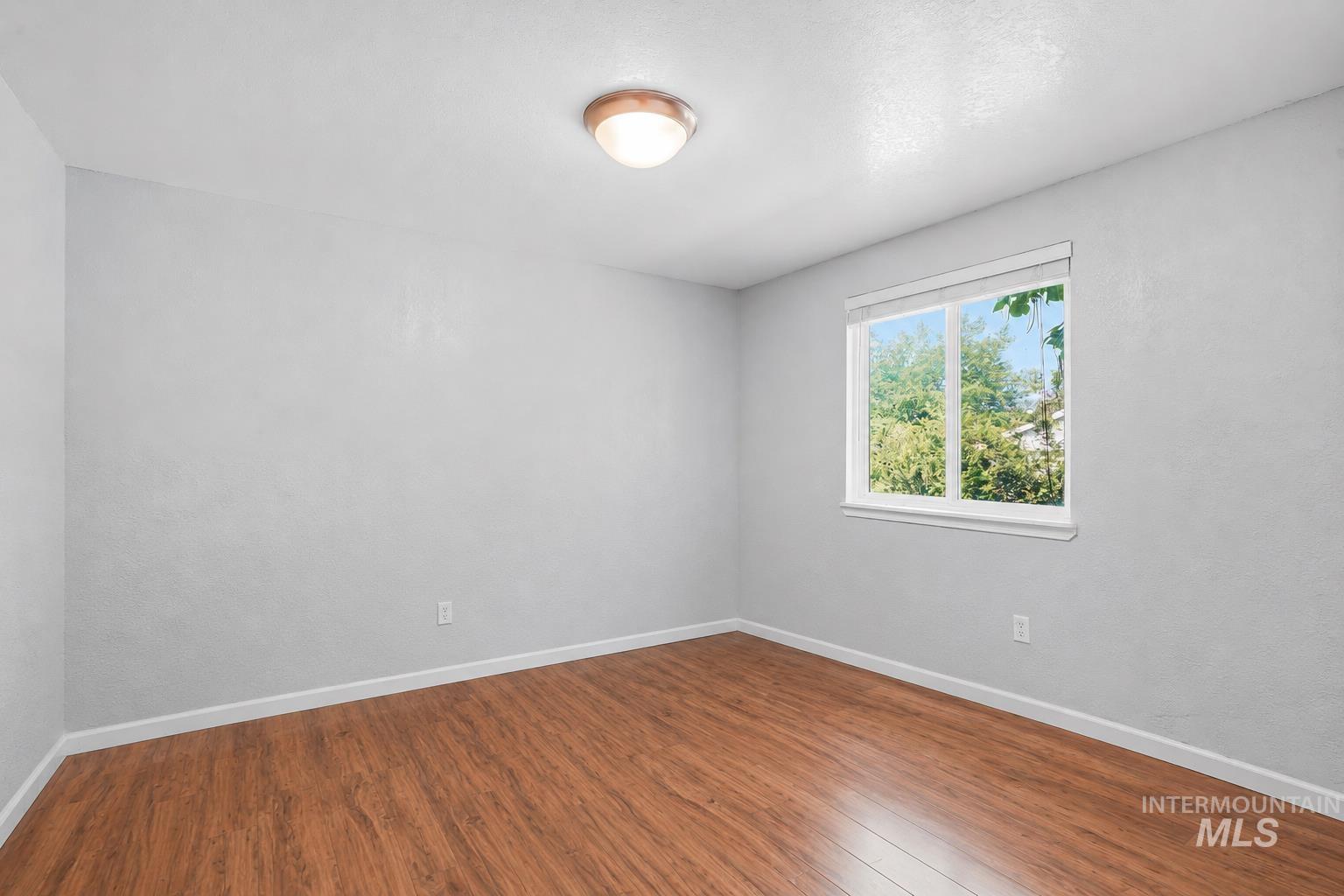 2311 N Monaco Way Property Photo 24
