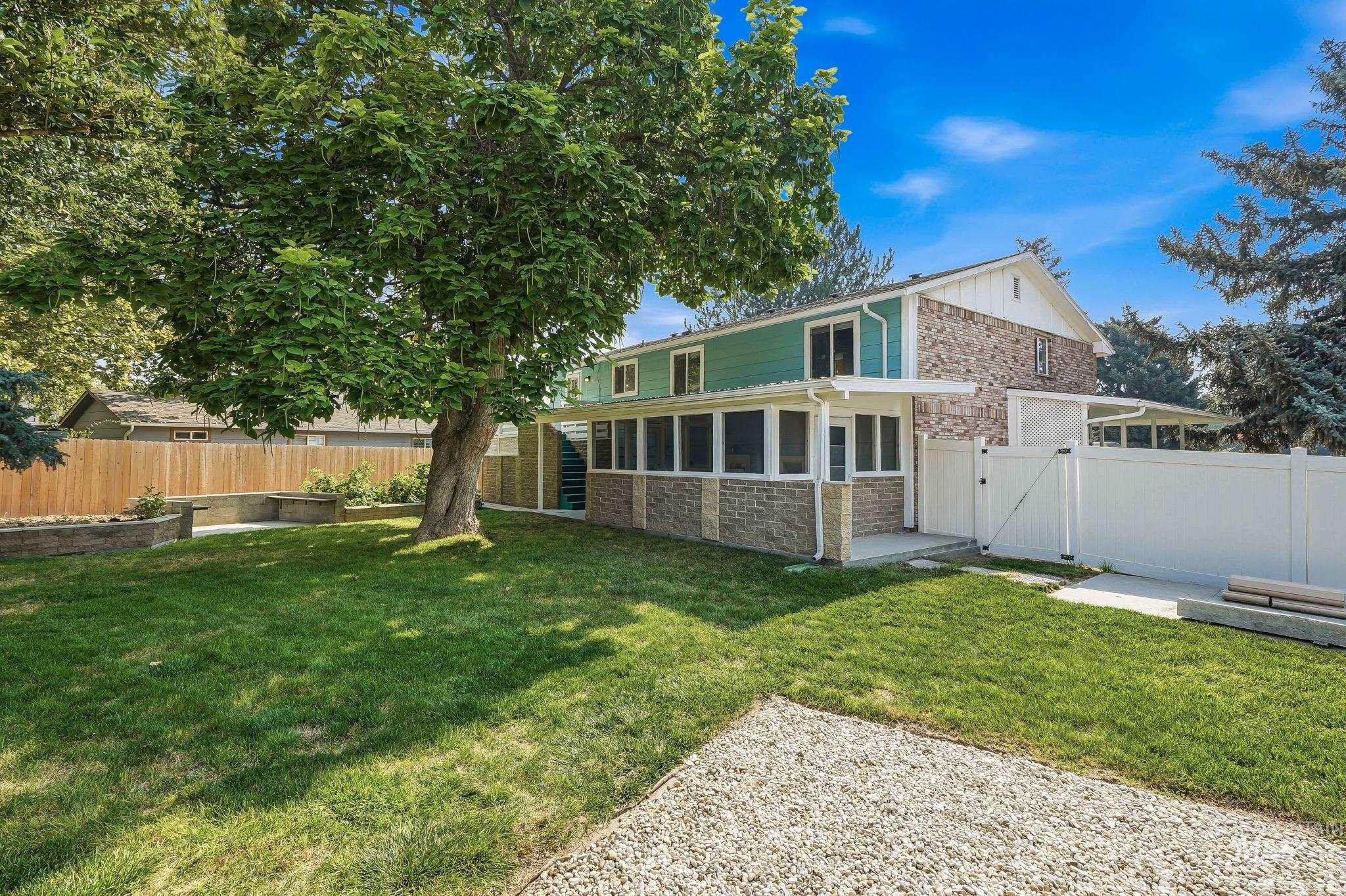 2311 N Monaco Way Property Photo 43