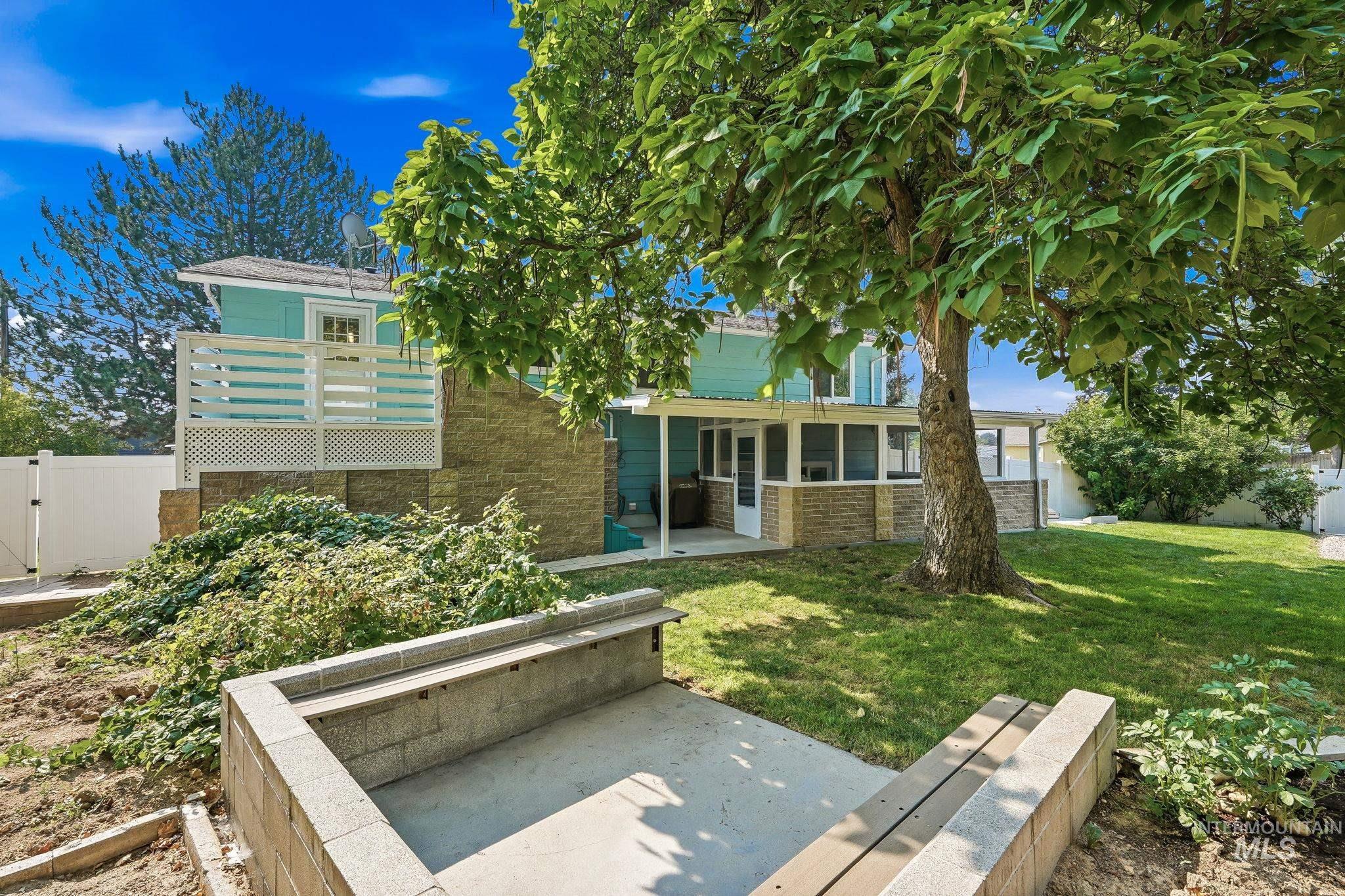 2311 N Monaco Way Property Photo 44