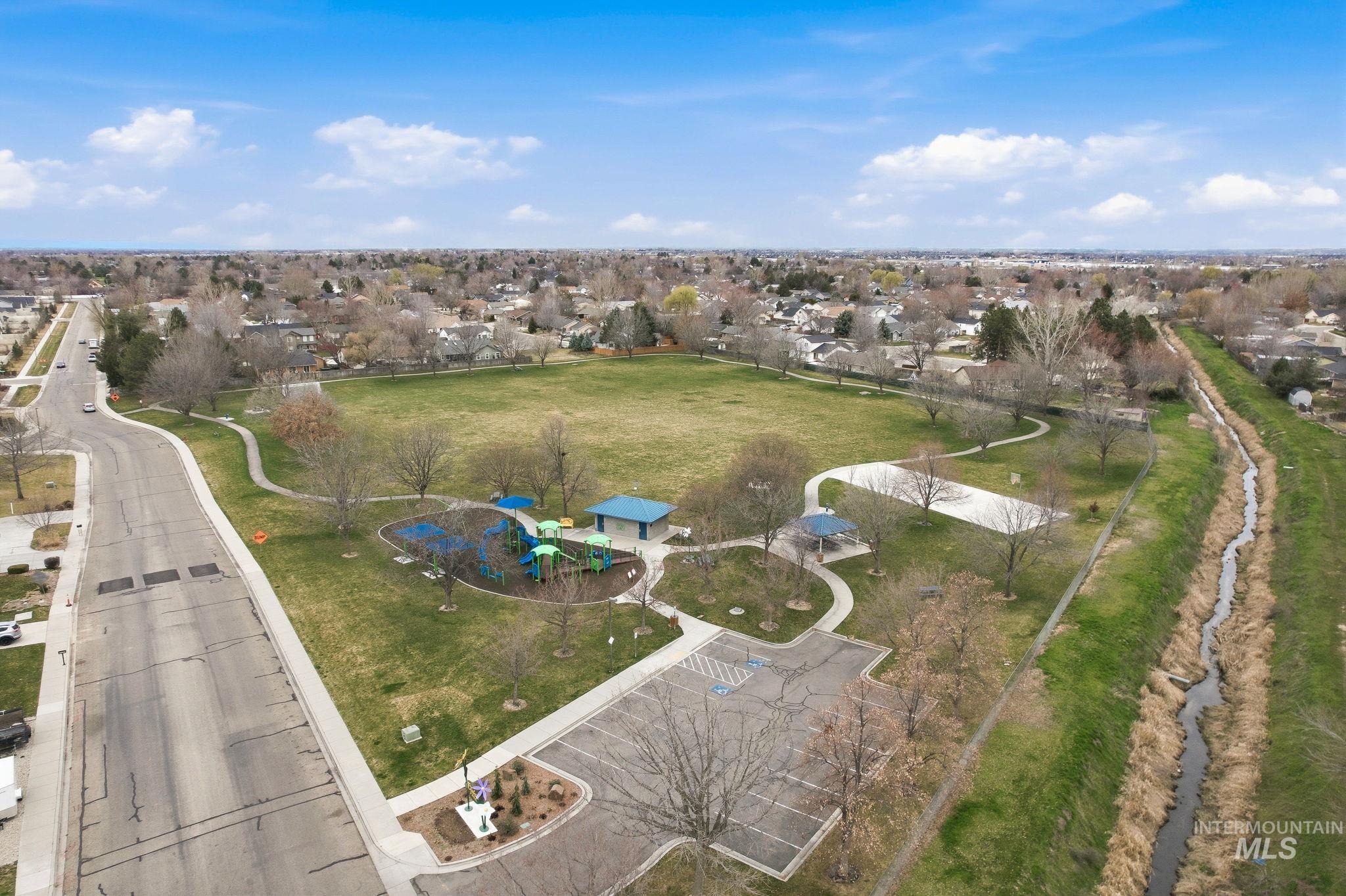 2311 N Monaco Way Property Photo 45