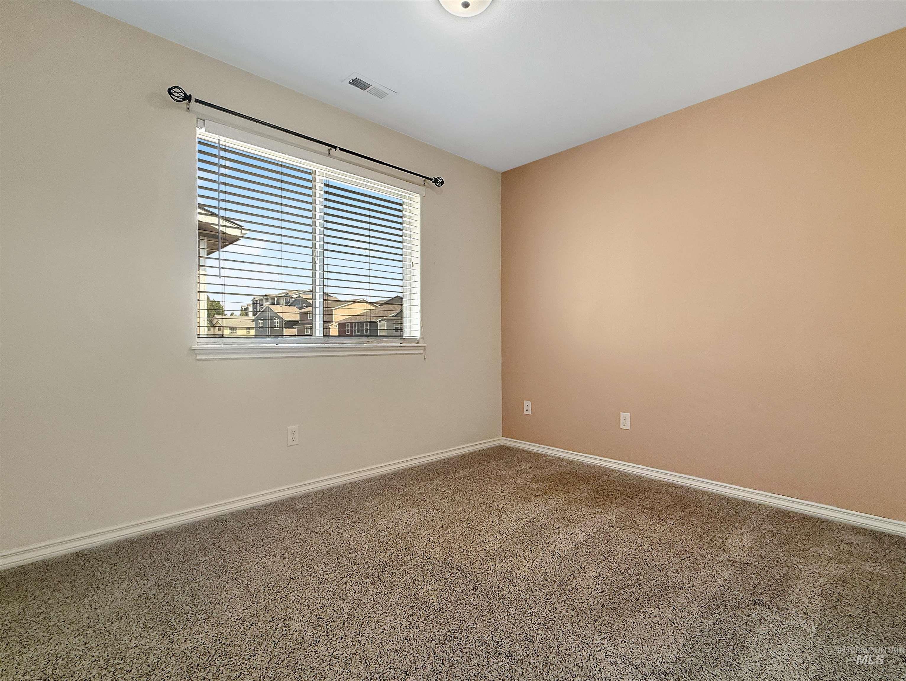 1014 Alturas Property Photo 18
