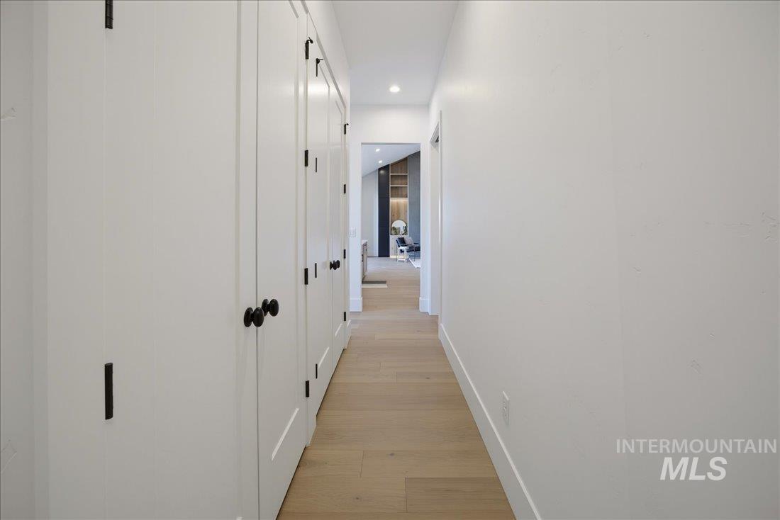 584 Founder Ave Property Photo 22