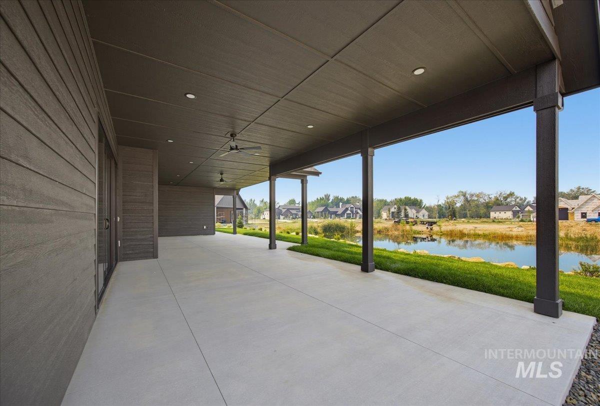 584 Founder Ave Property Photo 44