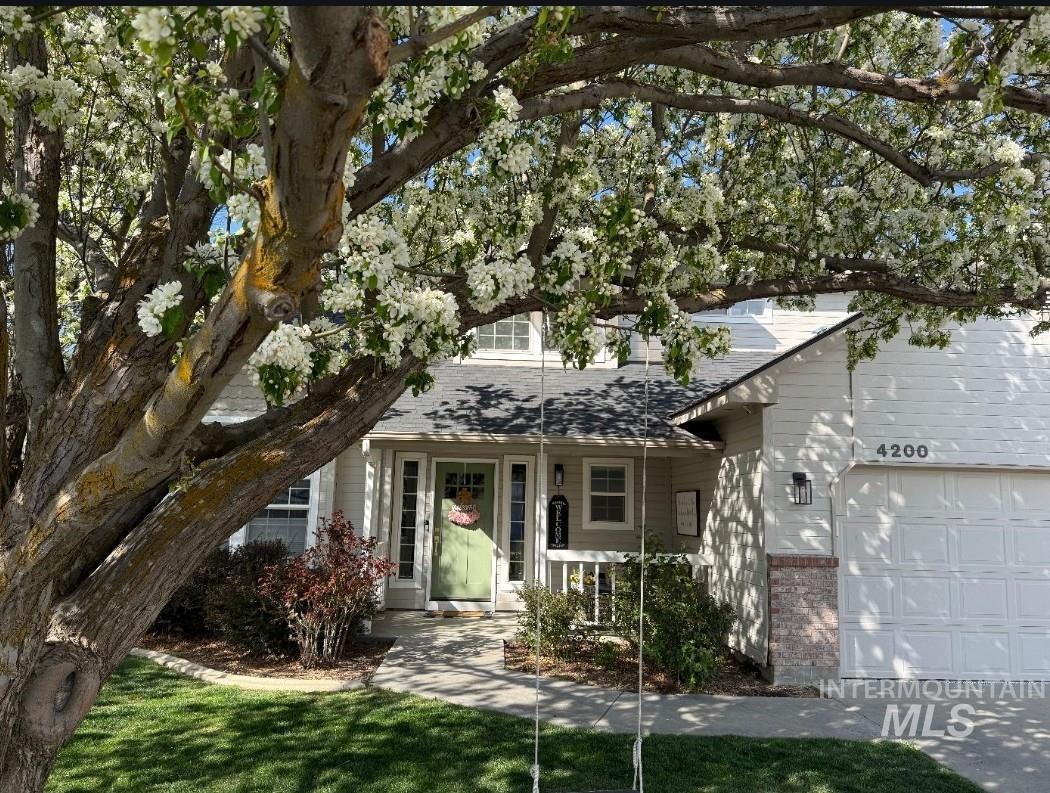 4200 W Blue Creek Drive Property Photo 4