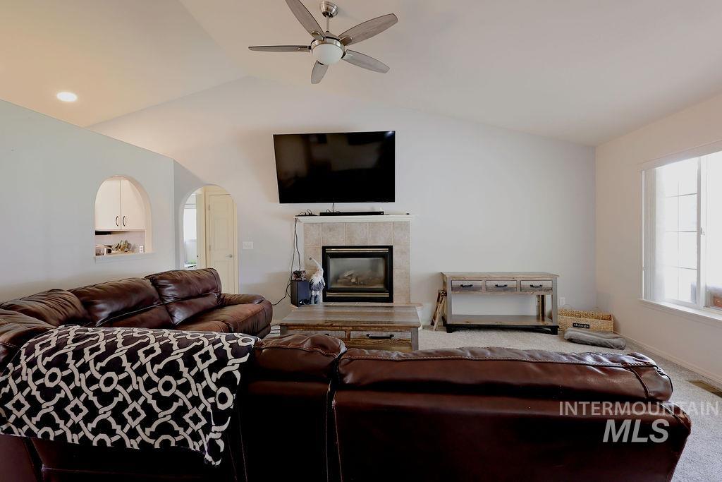 292 Whispering Pine Property Photo 6
