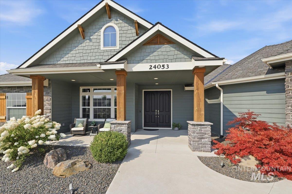 24053 Pheasant Ridge Ct. Property Photo 5