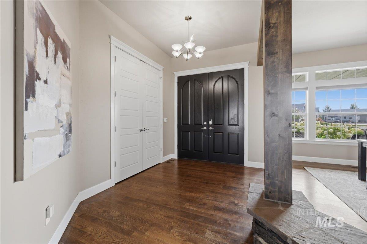 24053 Pheasant Ridge Ct. Property Photo 7