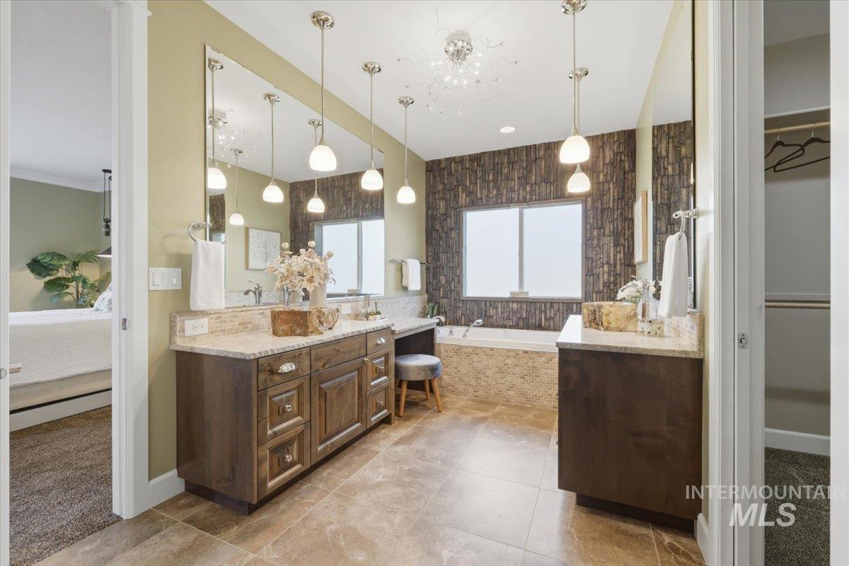 24053 Pheasant Ridge Ct. Property Photo 26