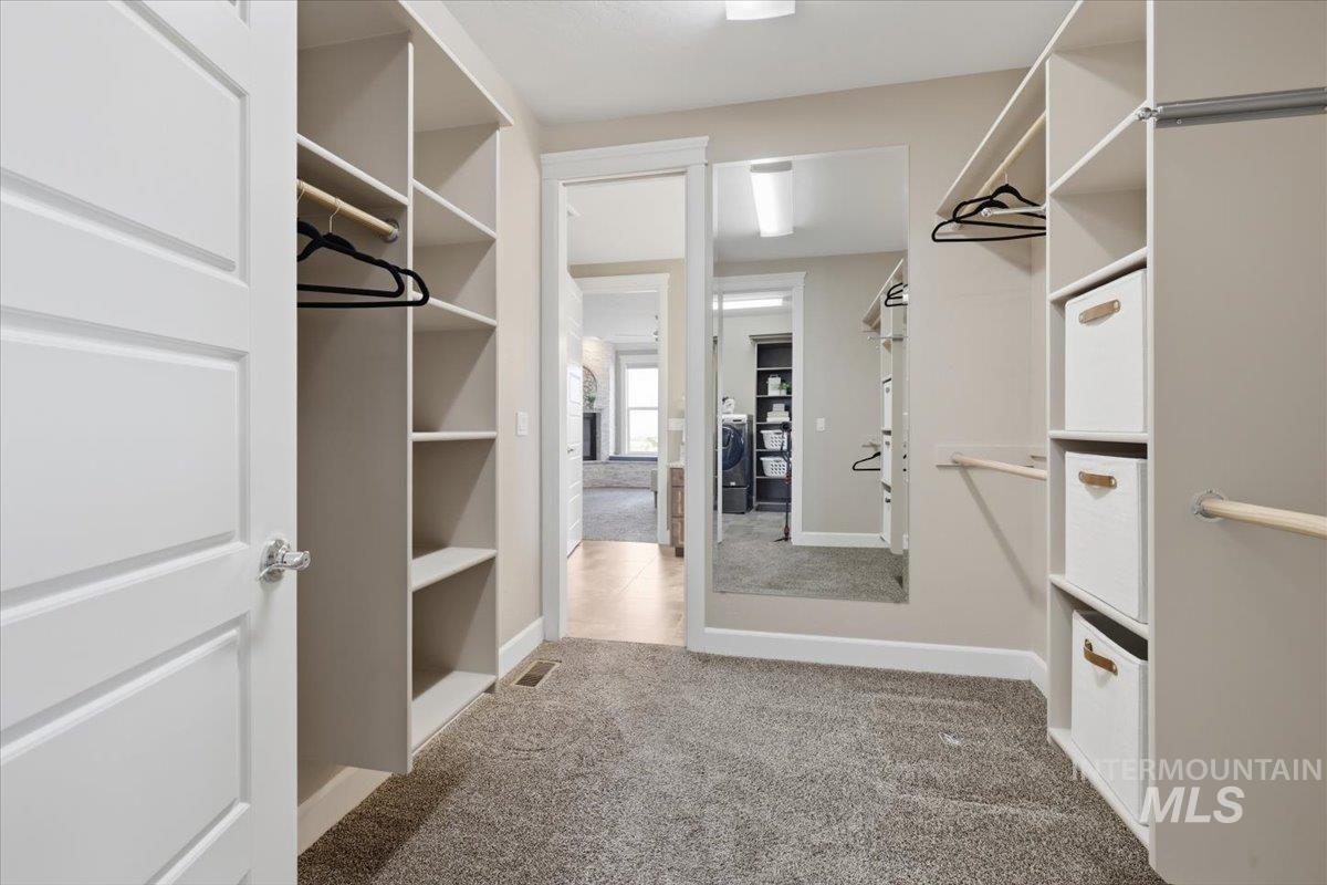 24053 Pheasant Ridge Ct. Property Photo 29