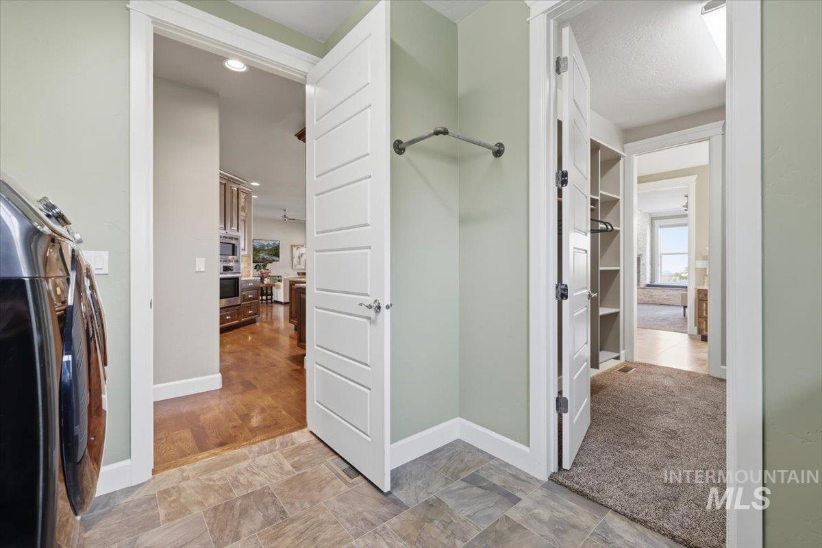 24053 Pheasant Ridge Ct. Property Photo 30