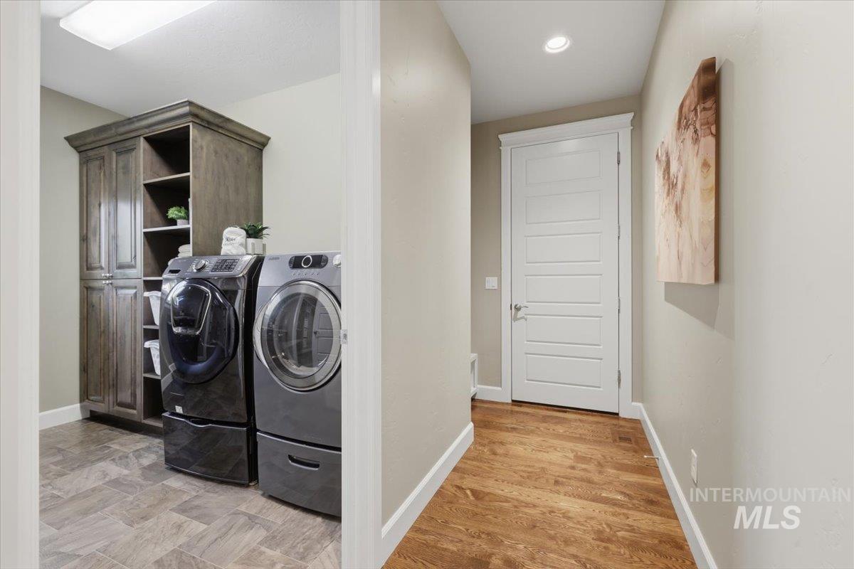 24053 Pheasant Ridge Ct. Property Photo 32