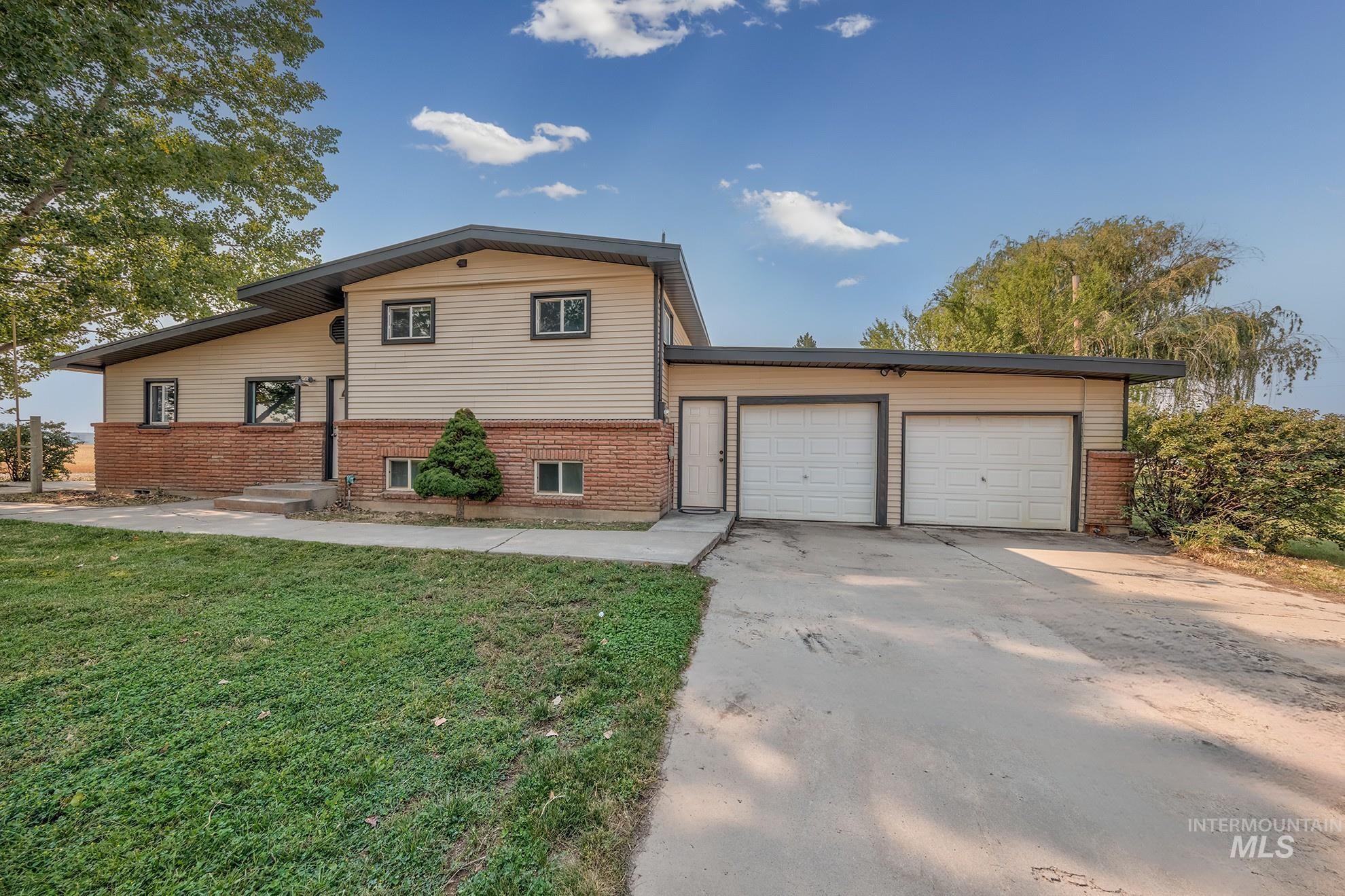 1741 Cove Road Property Photo 4