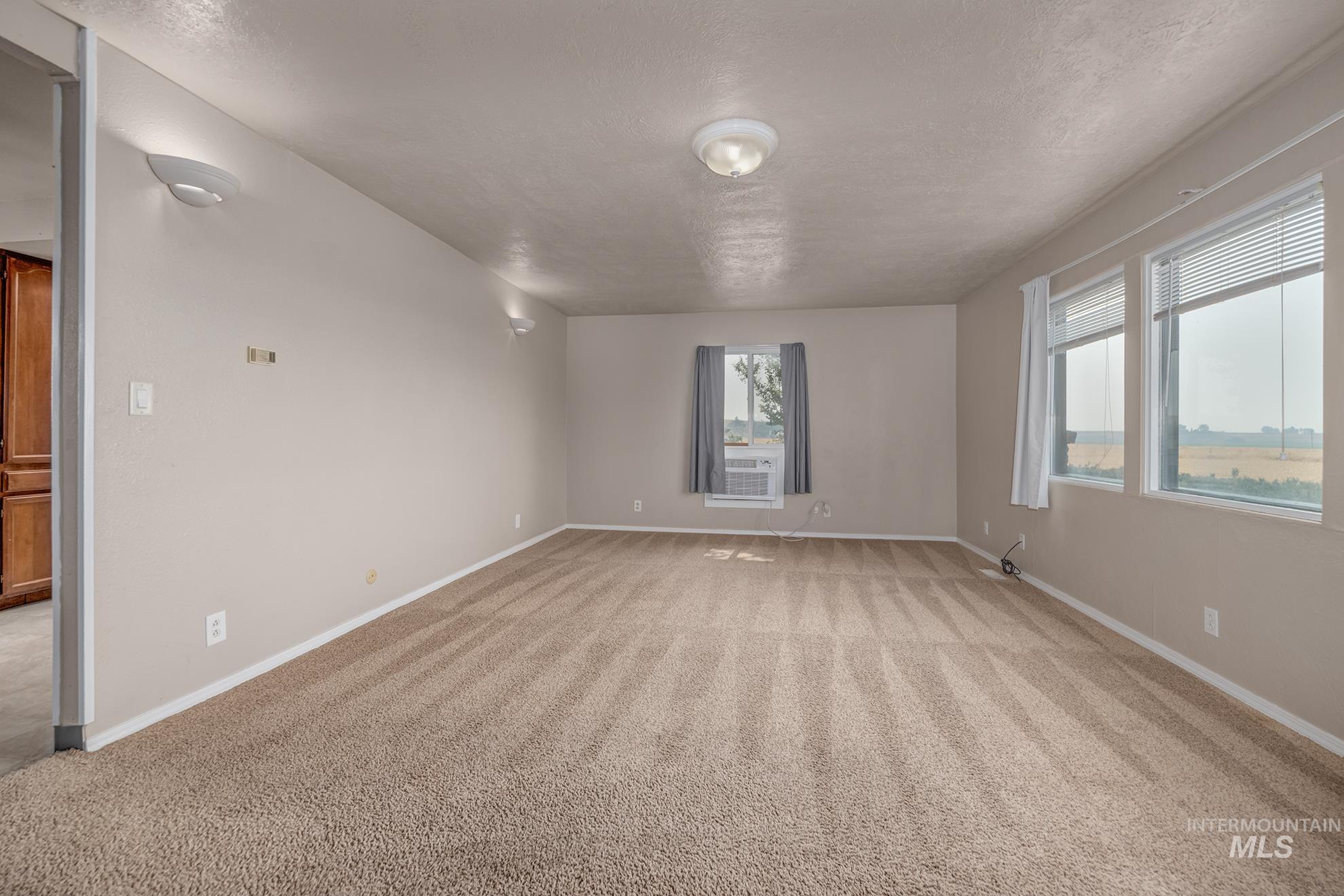 1741 Cove Road Property Photo 8