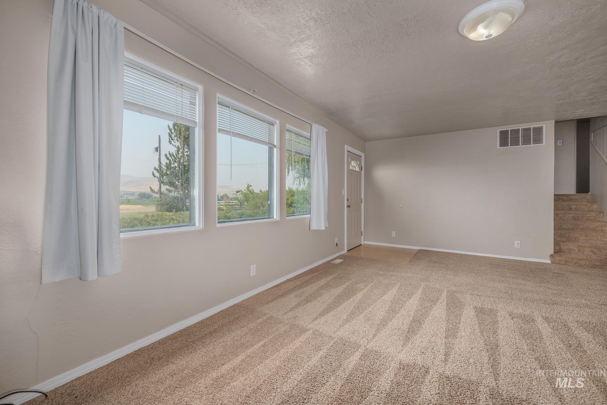 1741 Cove Road Property Photo 9