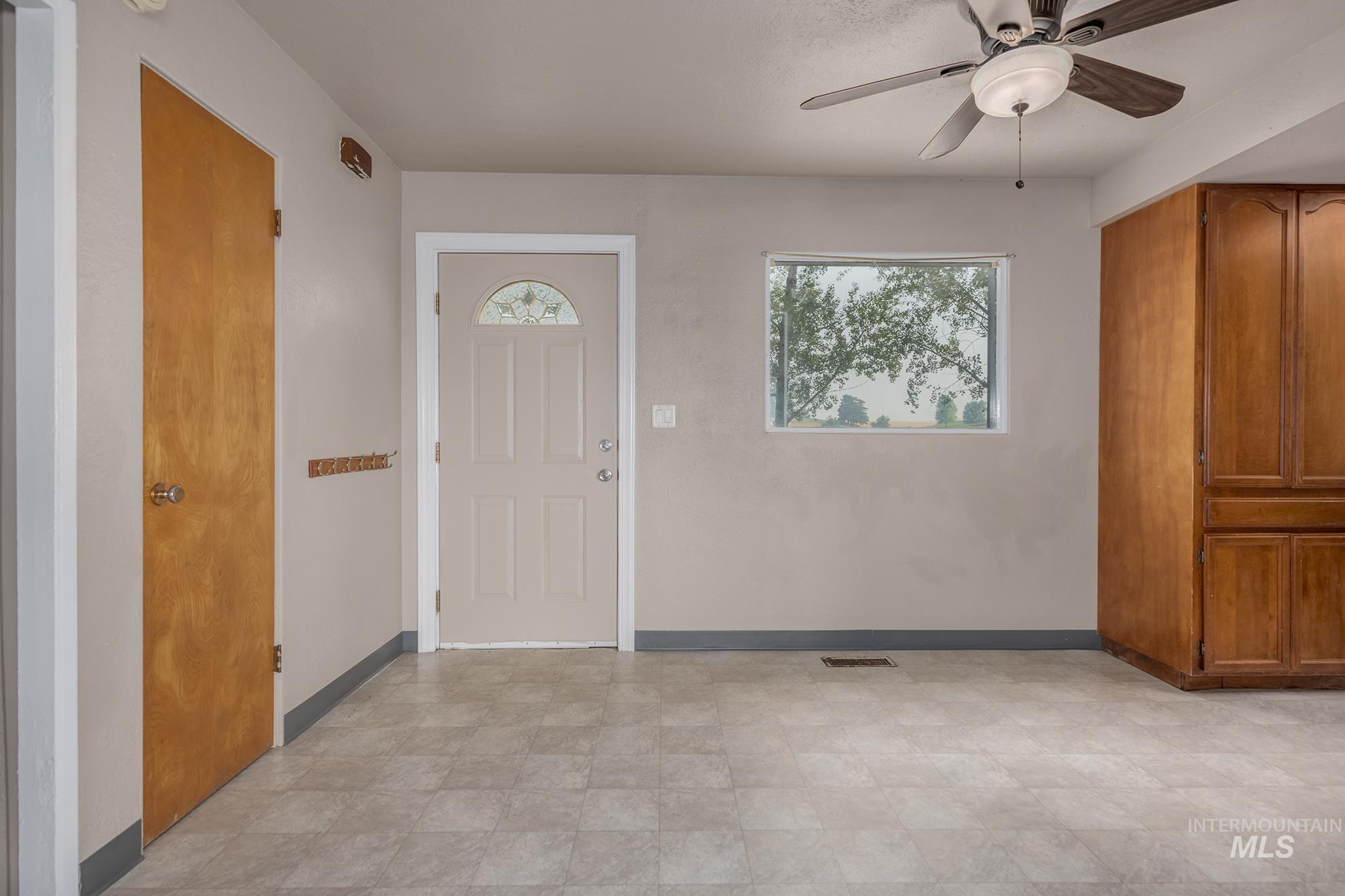 1741 Cove Road Property Photo 11