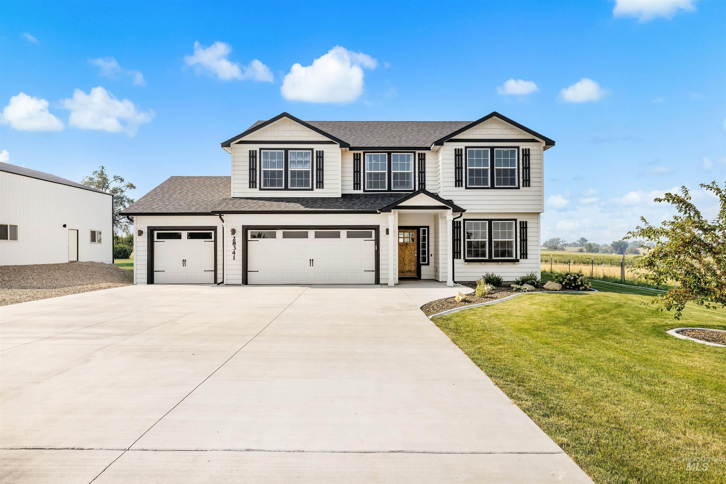 28341 Winecup Ln Property Photo 6
