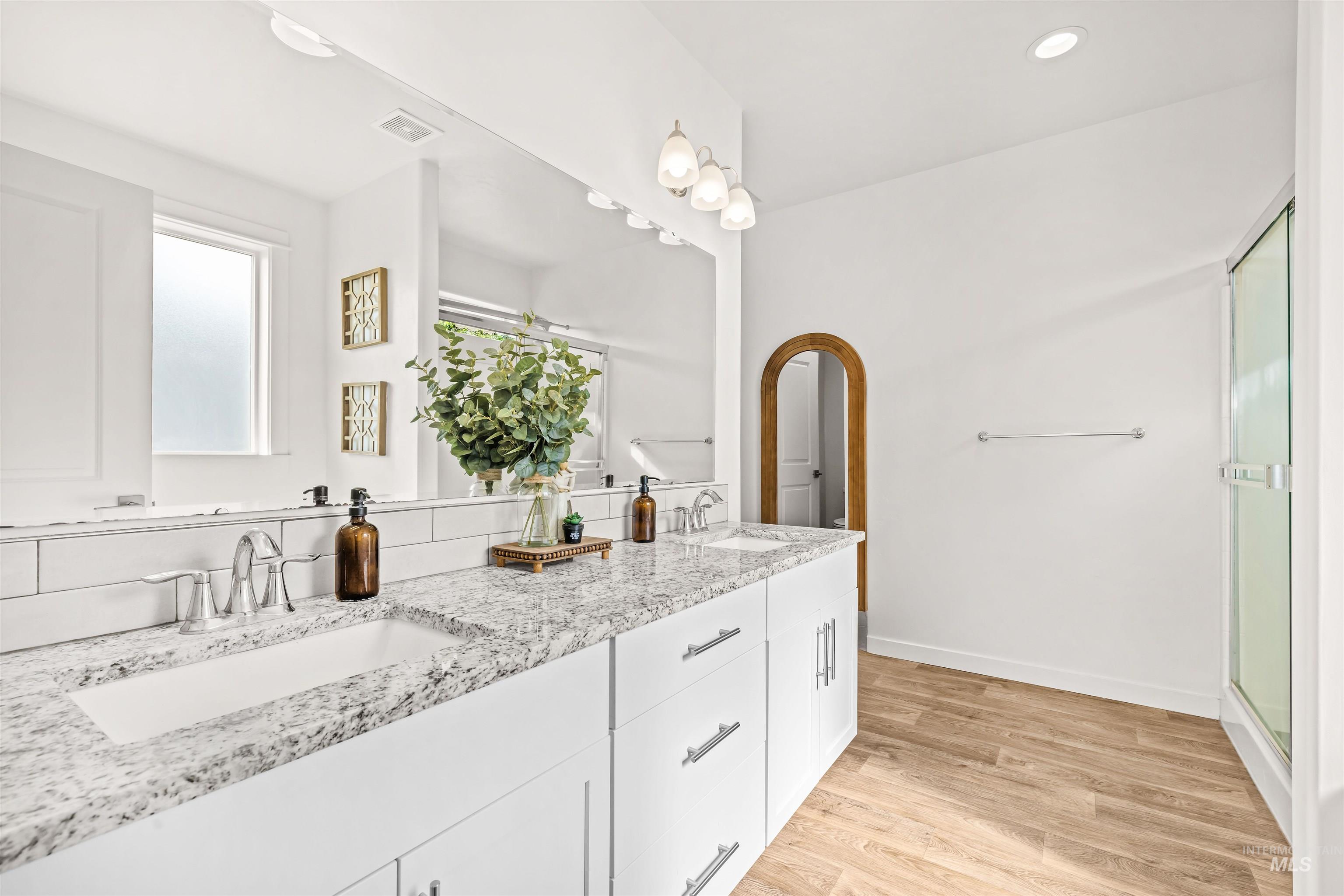 28341 Winecup Ln Property Photo 17