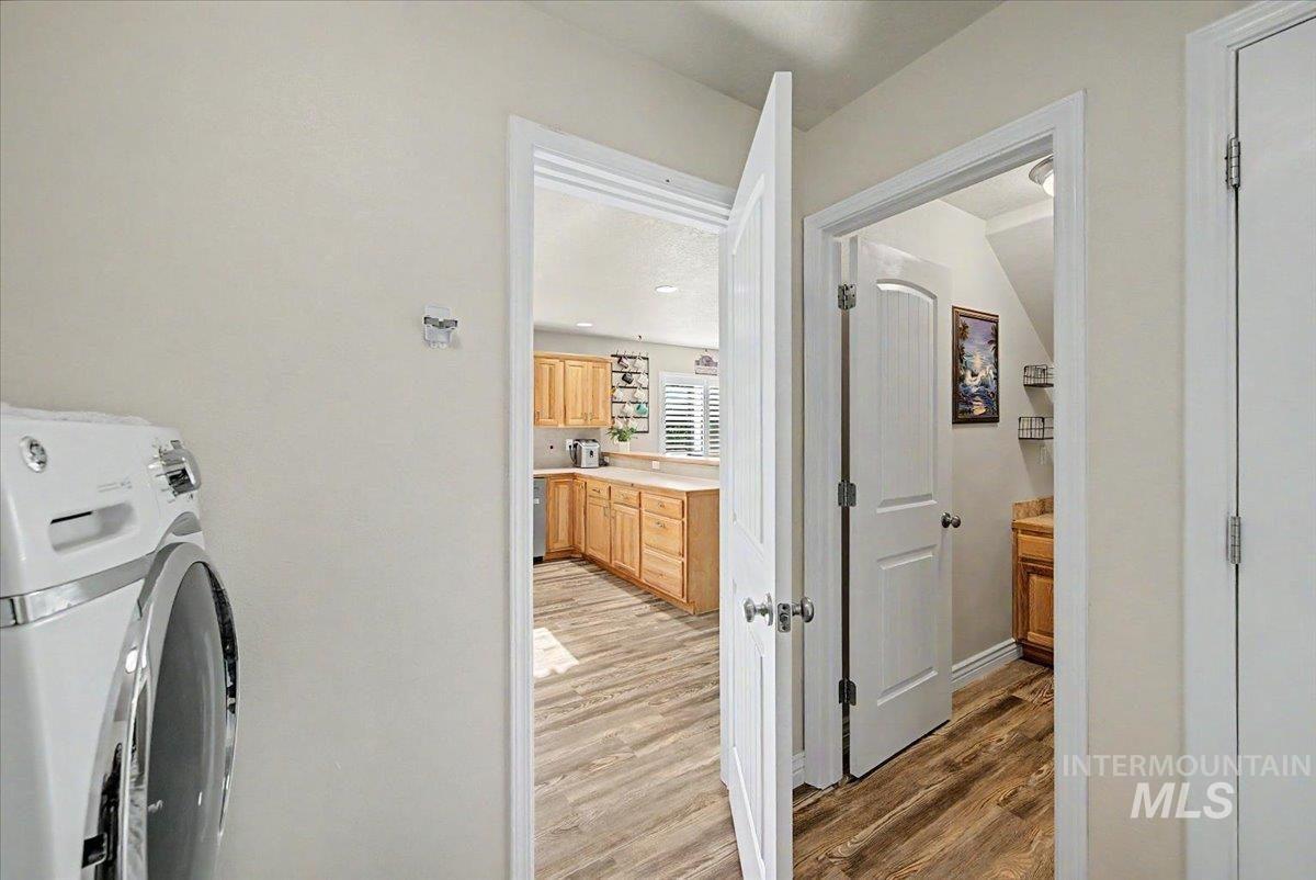 1574 S Glasgow Property Photo 24