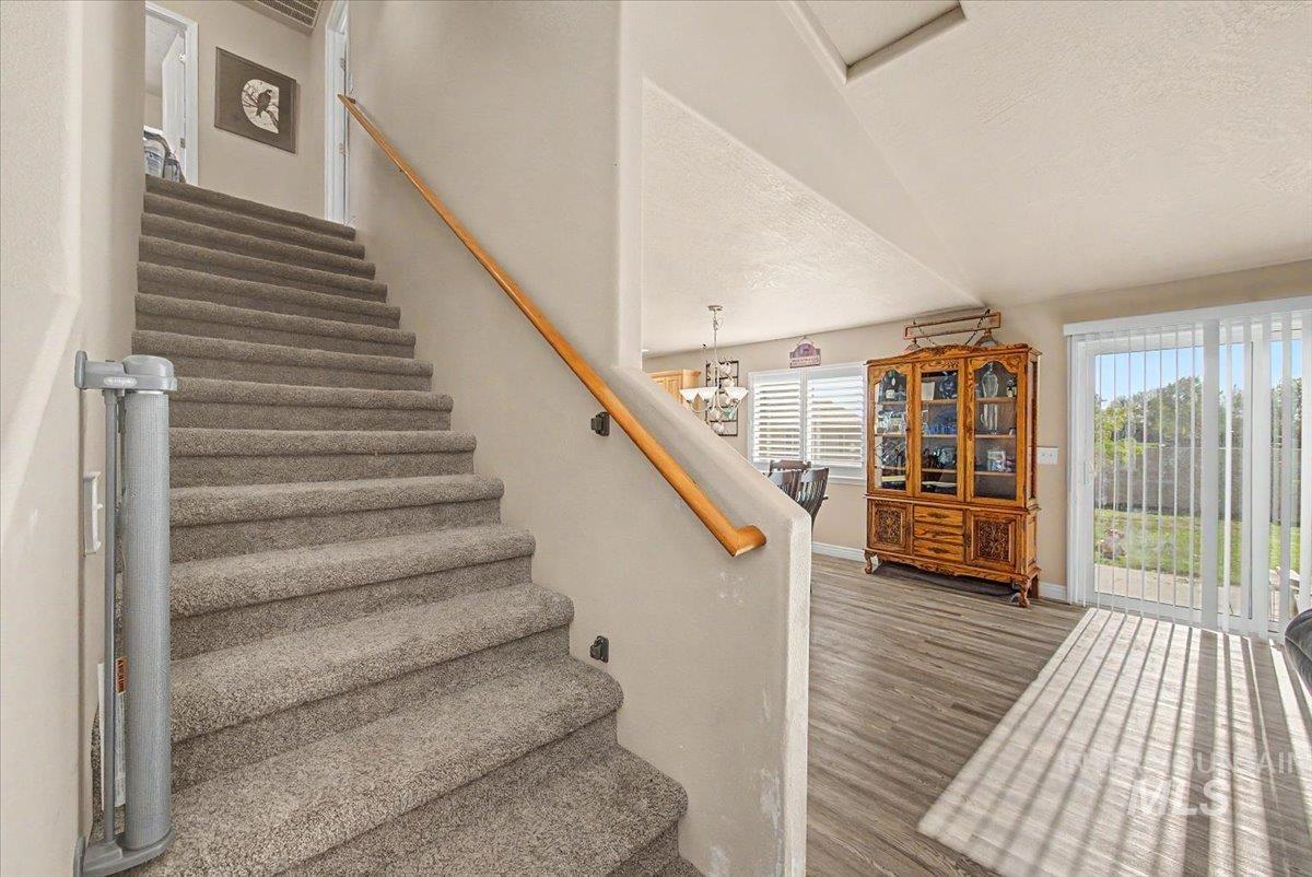 1574 S Glasgow Property Photo 28