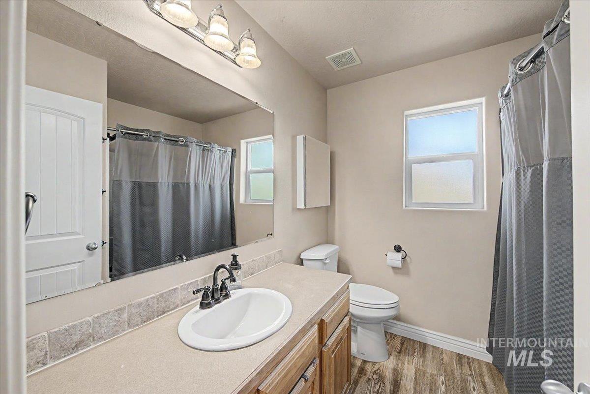 1574 S Glasgow Property Photo 29