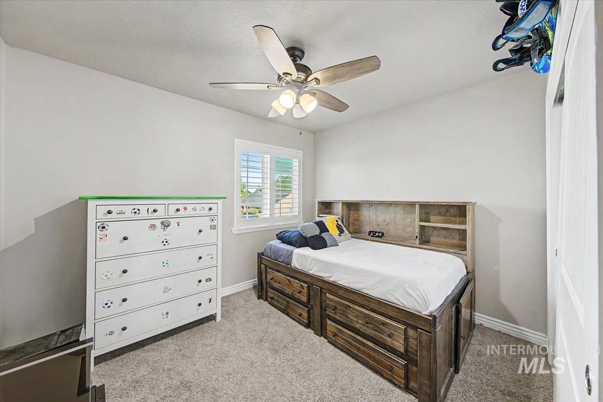 1574 S Glasgow Property Photo 33