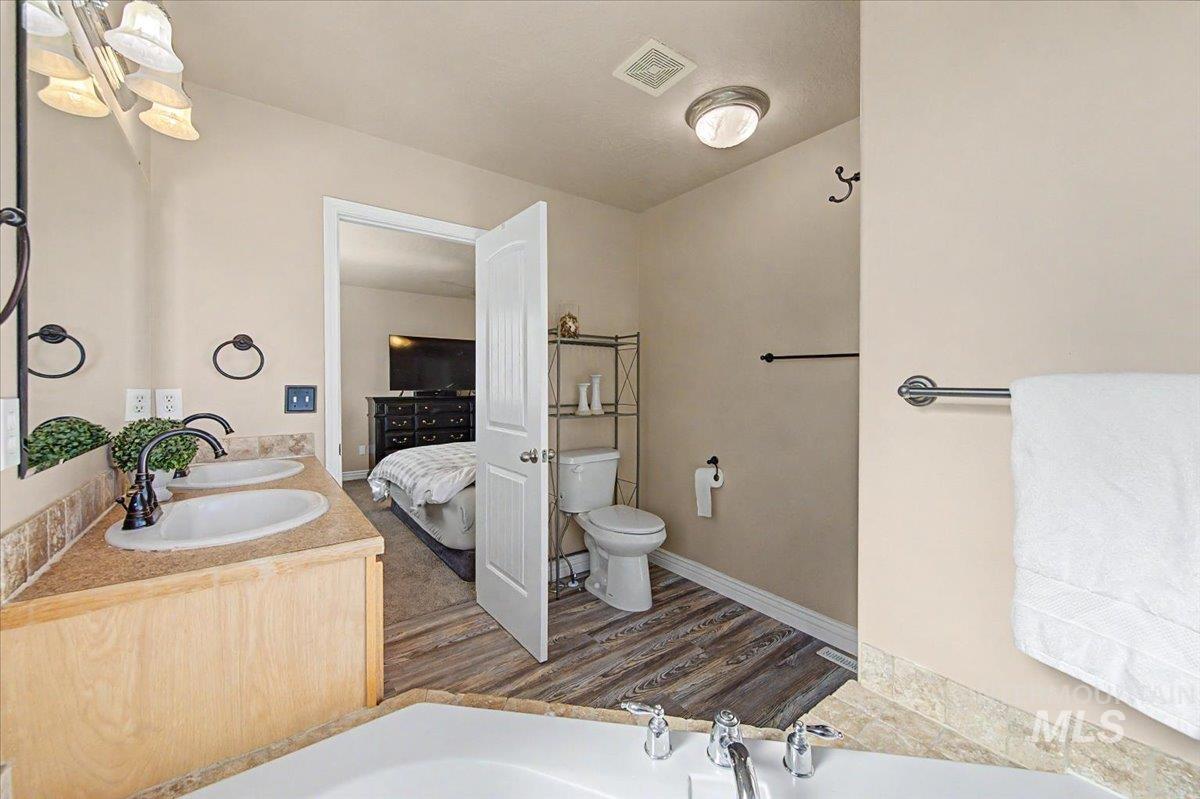 1574 S Glasgow Property Photo 41