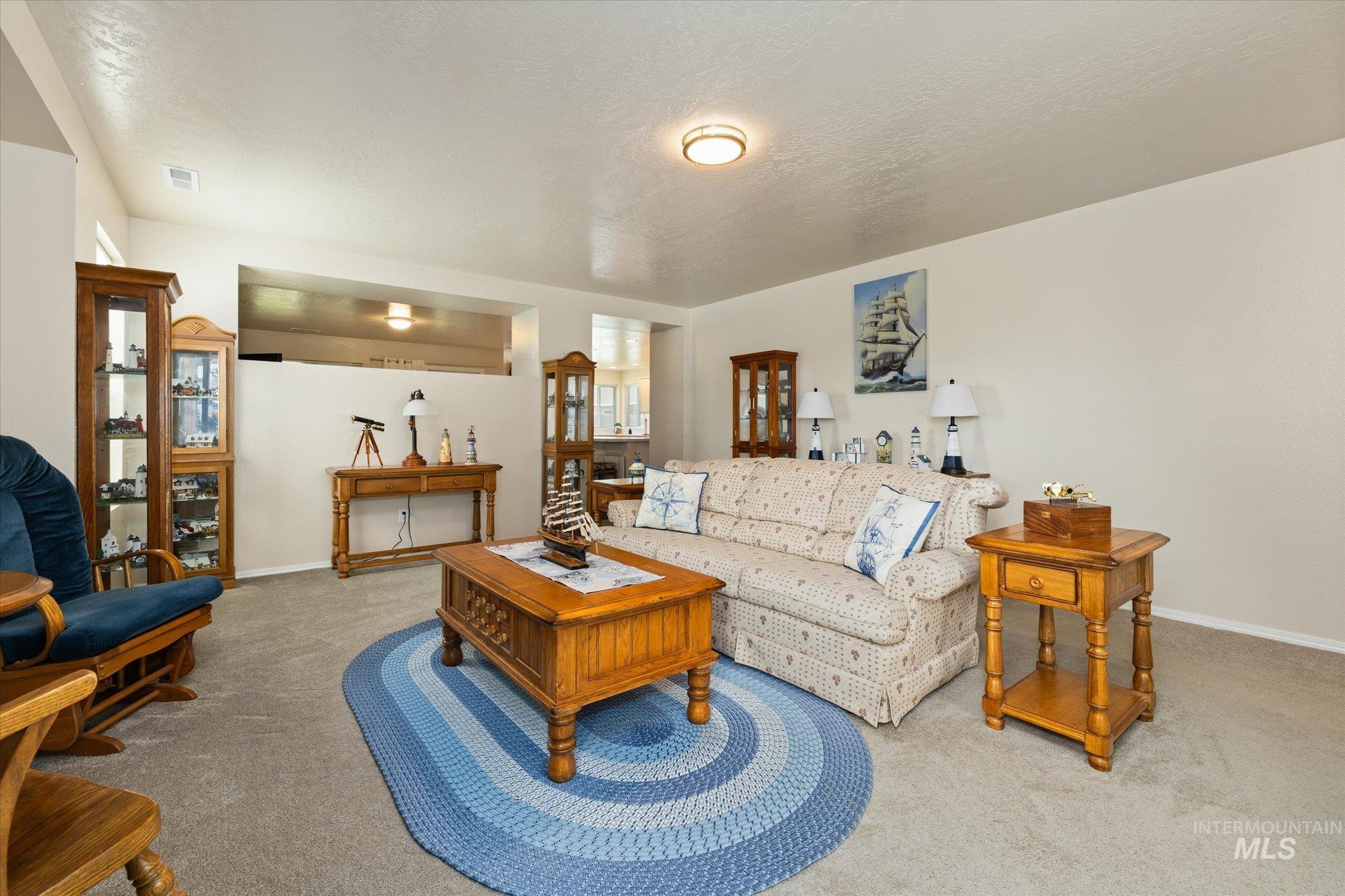 3427 S Clark Fork Ave Property Photo 5