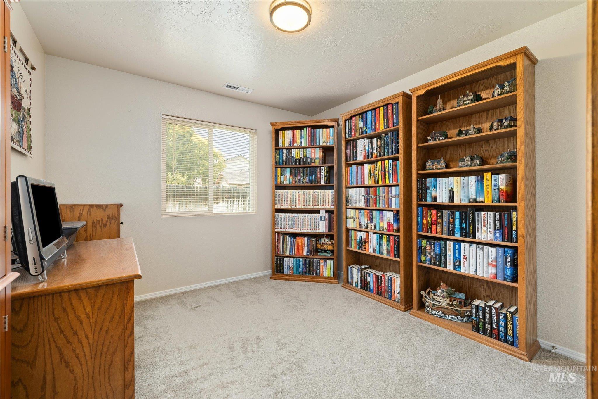 3427 S Clark Fork Ave Property Photo 21