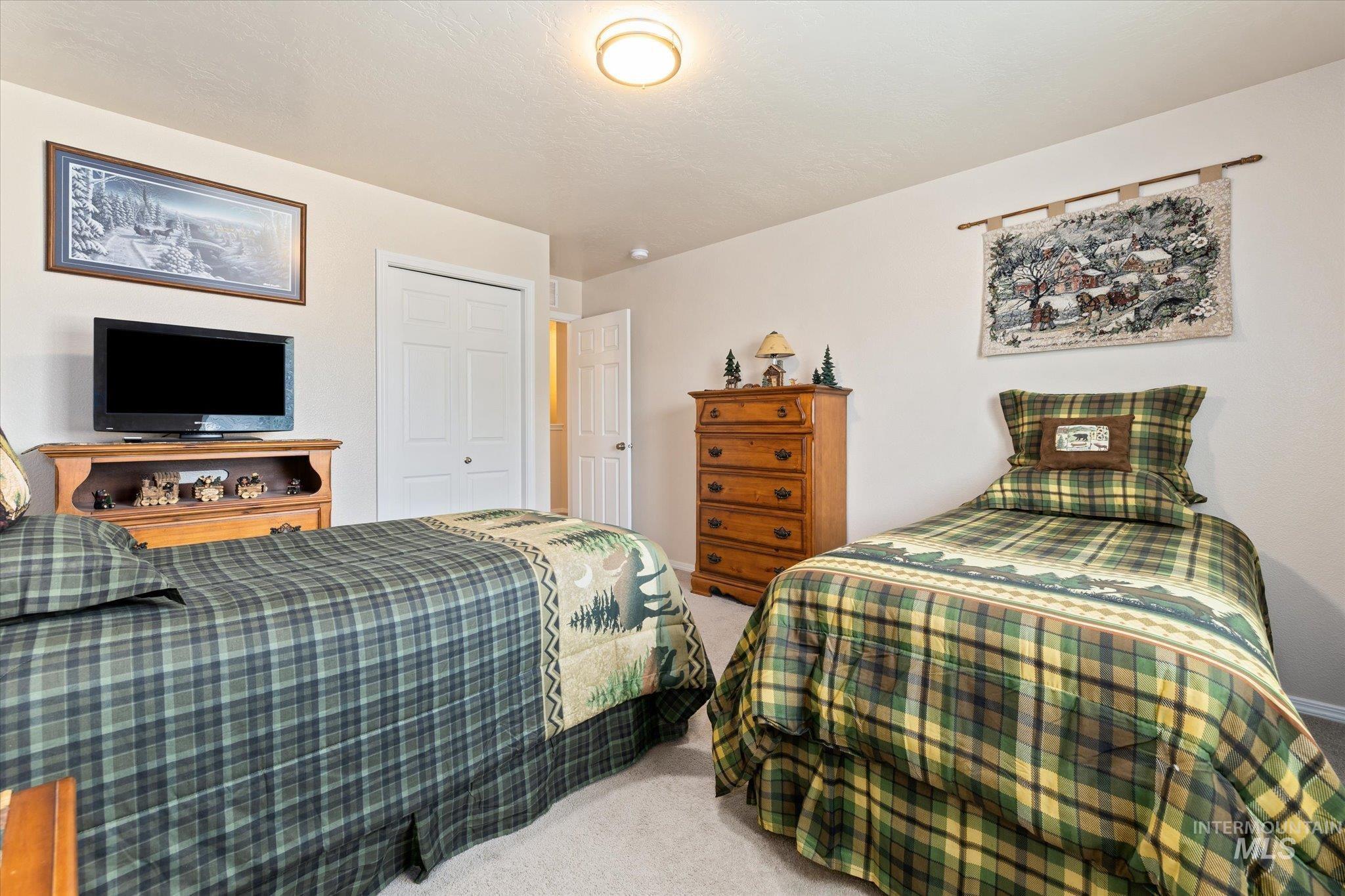 3427 S Clark Fork Ave Property Photo 32