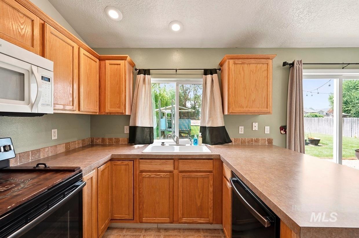 16825 Old Friendship Way Property Photo 10