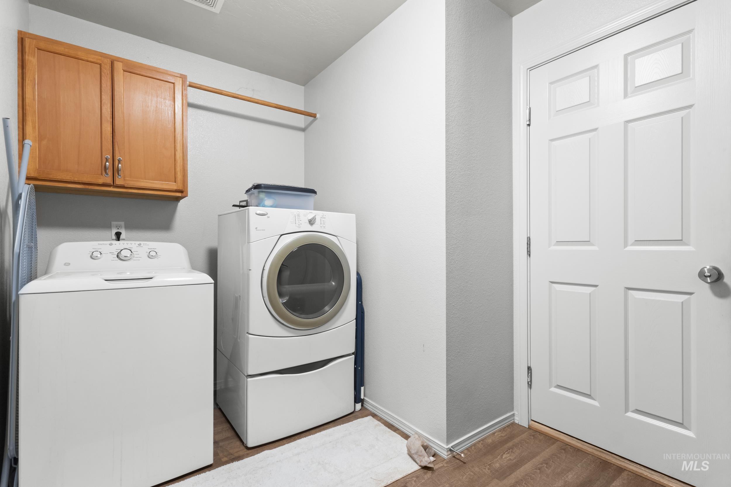 4633 N Dyver Property Photo 19