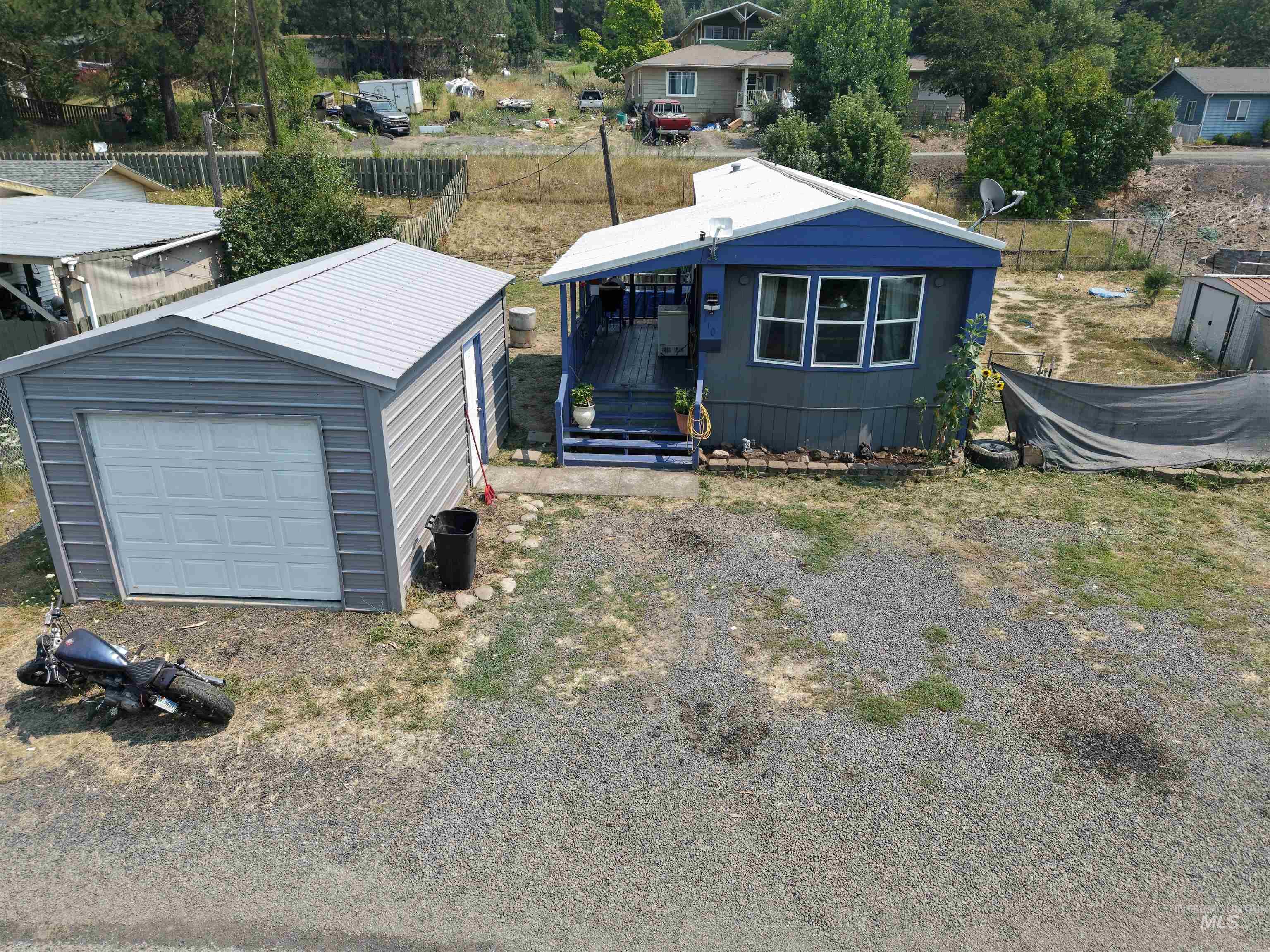 110 N Front St Property Photo 1