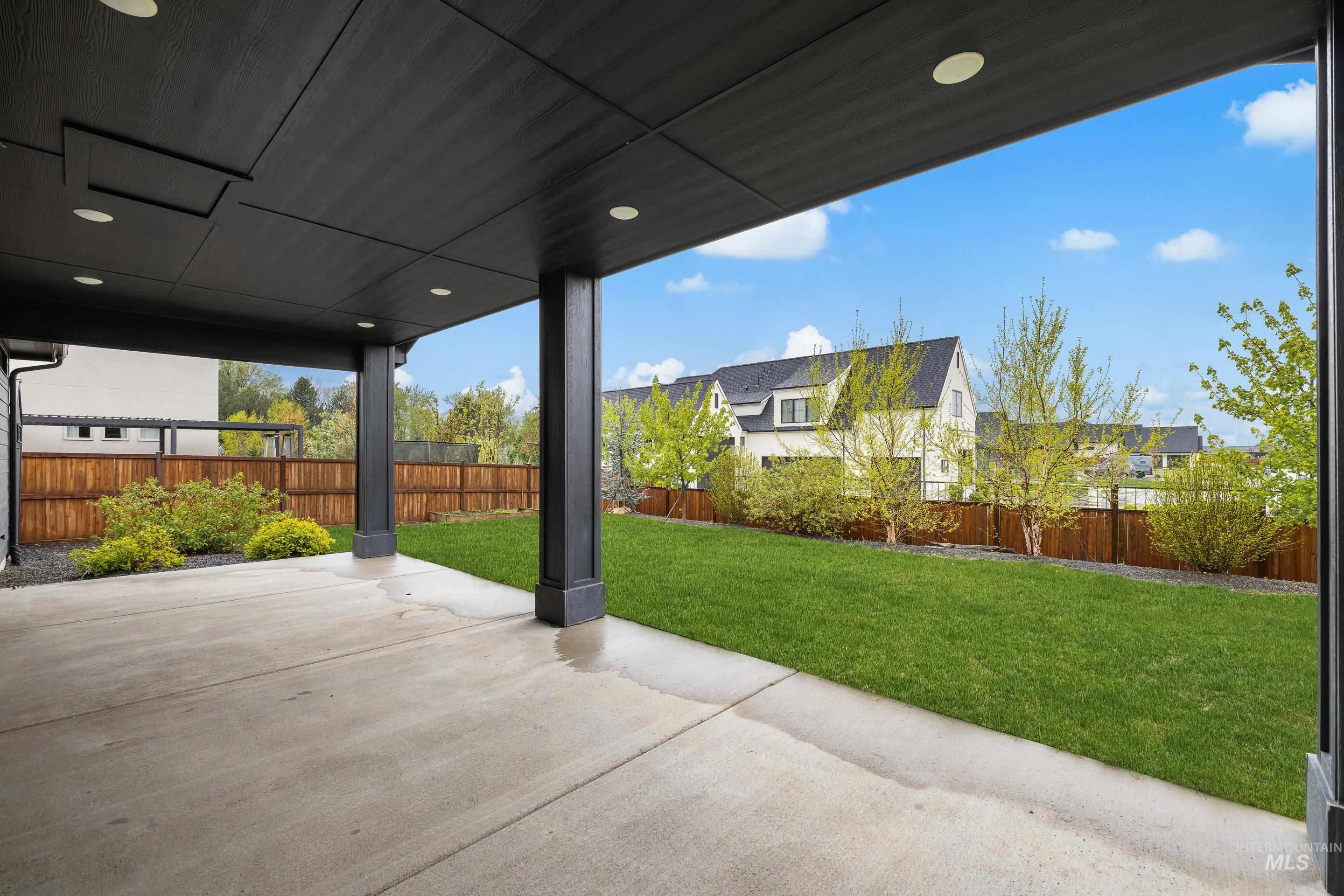 747 S Short Lane Property Photo 44