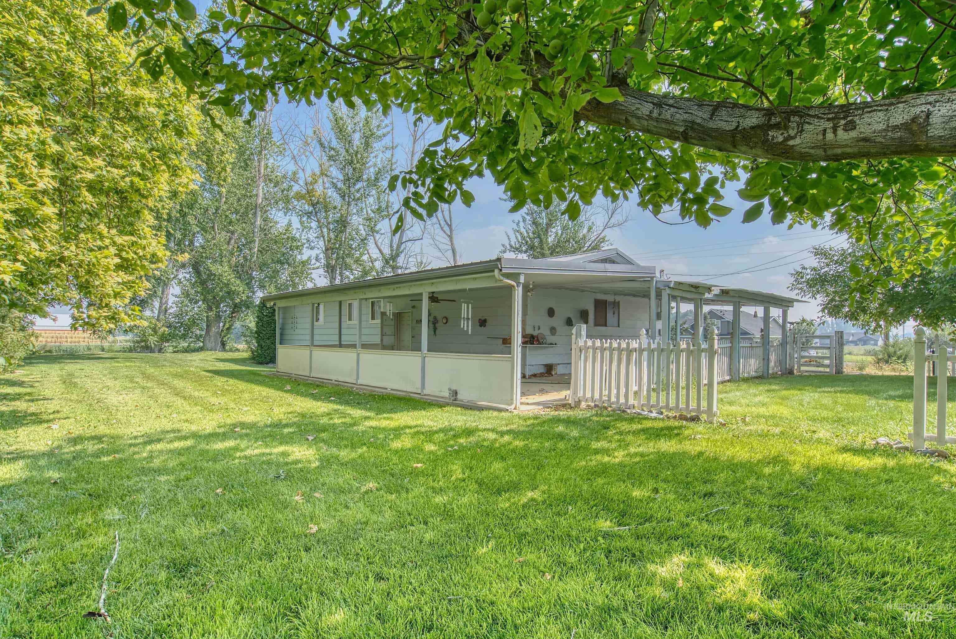 365 Clabby Road Property Photo 3