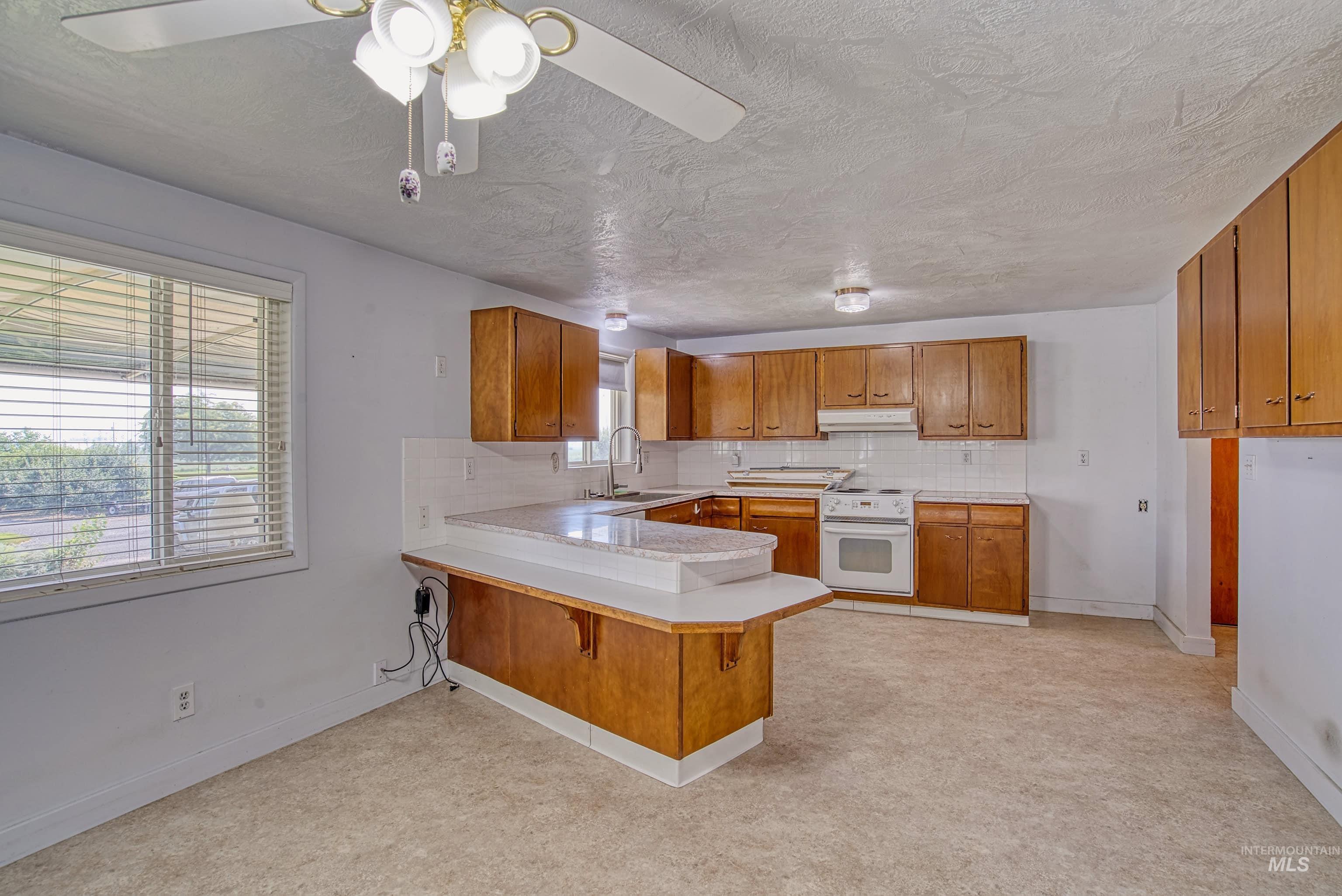 365 Clabby Road Property Photo 5