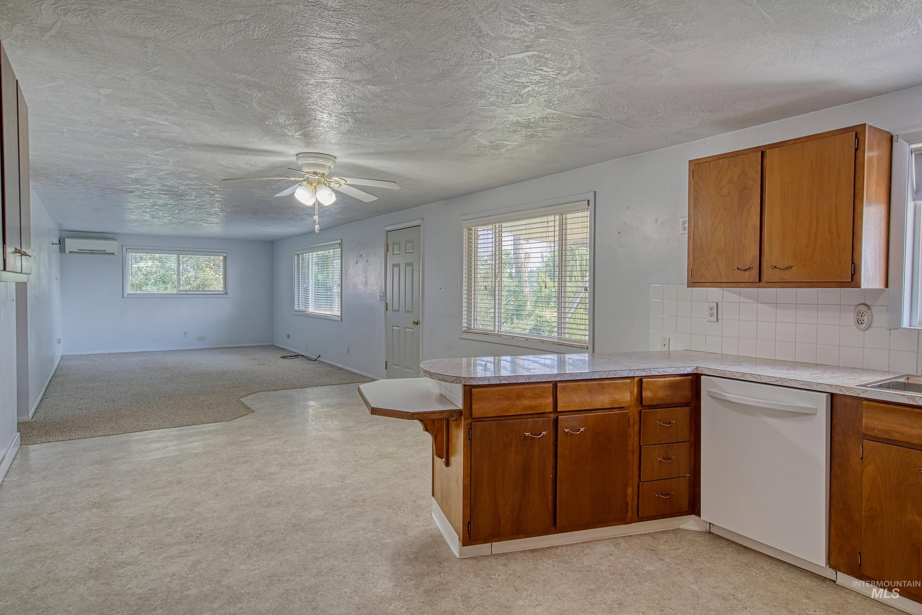 365 Clabby Road Property Photo 8