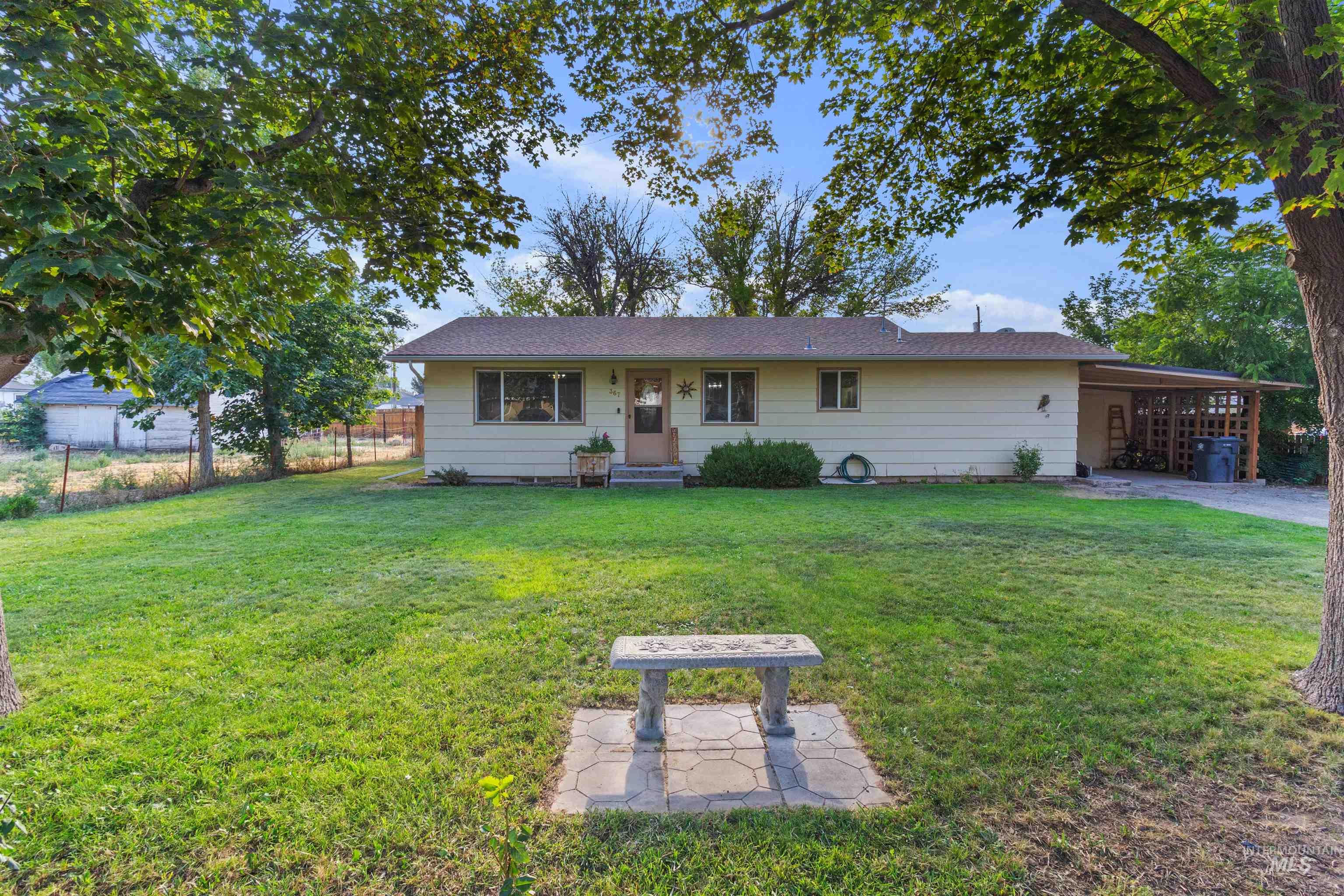 367 Birch Street South