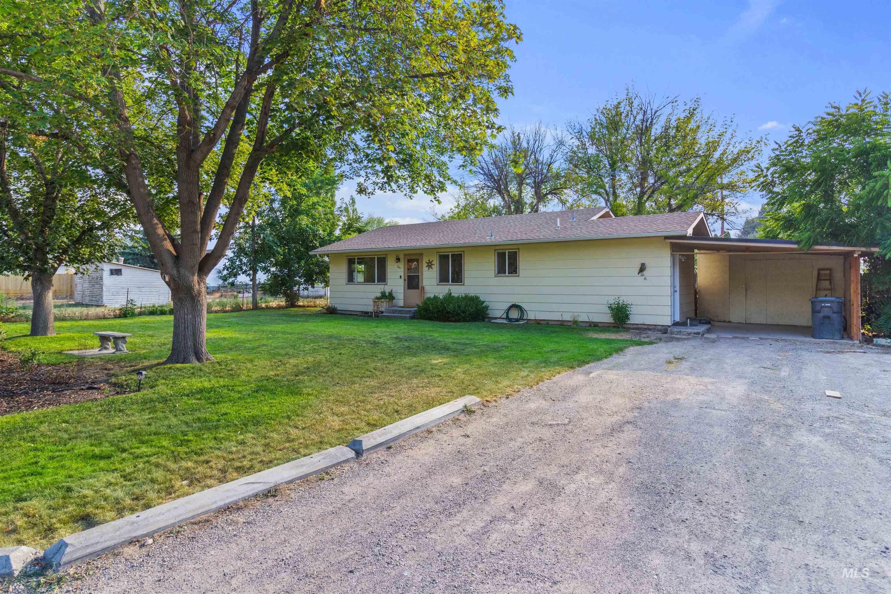 367 Birch Street South Property Photo 8