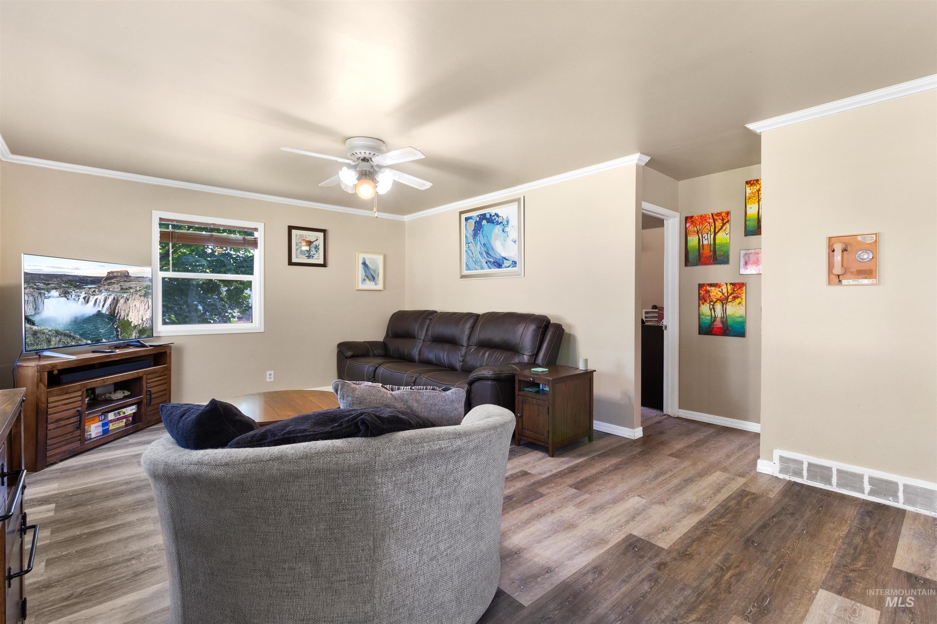 367 Birch Street South Property Photo 12