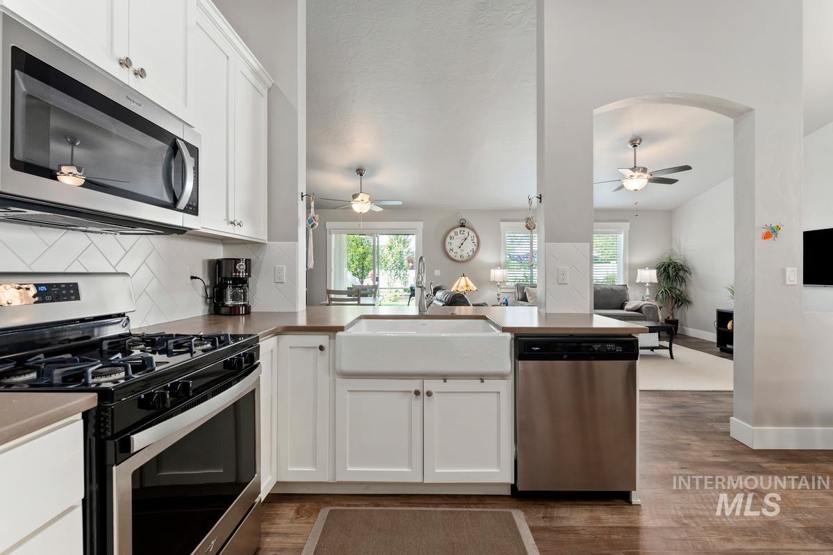 4693 N Mallorca Way Property Photo 10