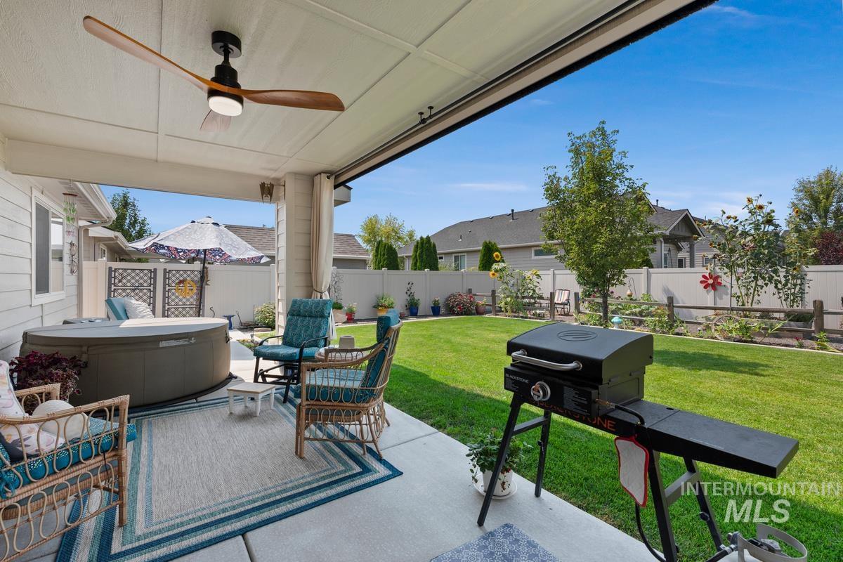 4693 N Mallorca Way Property Photo 24