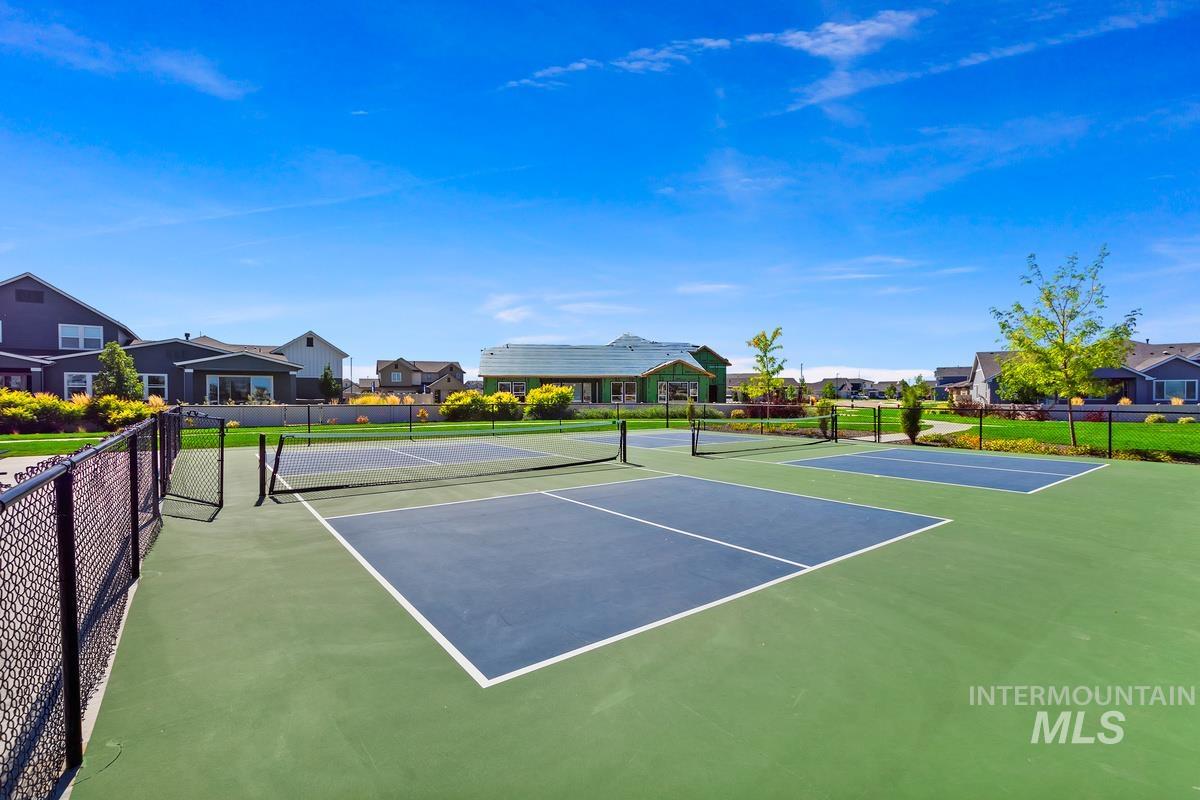 4693 N Mallorca Way Property Photo 37
