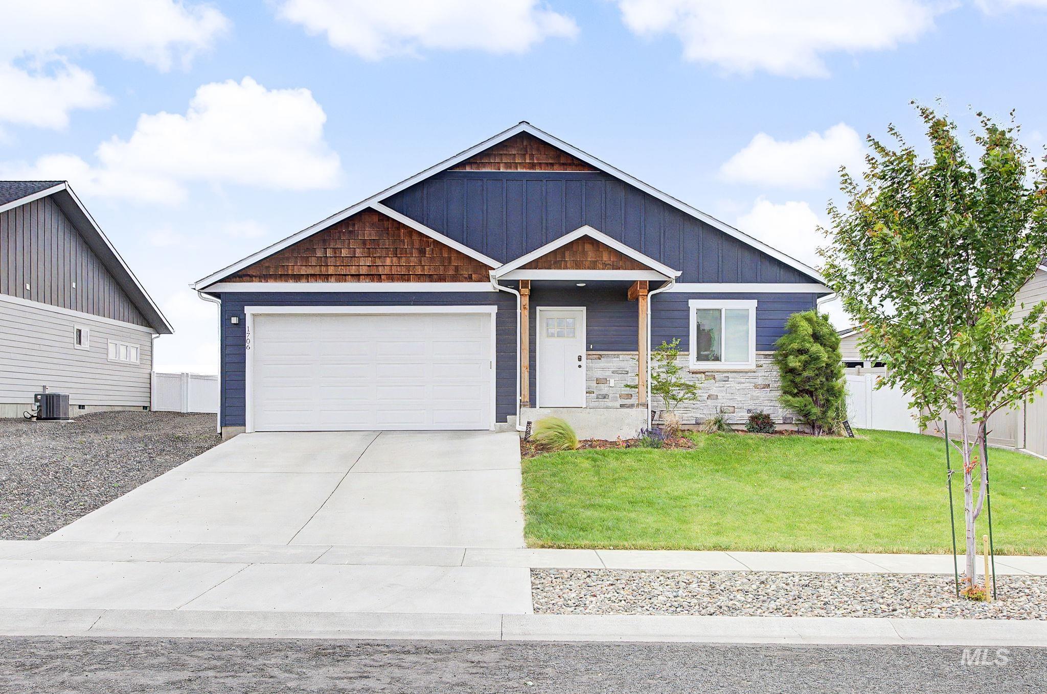 1706 Pioneer Drive Property Photo 1