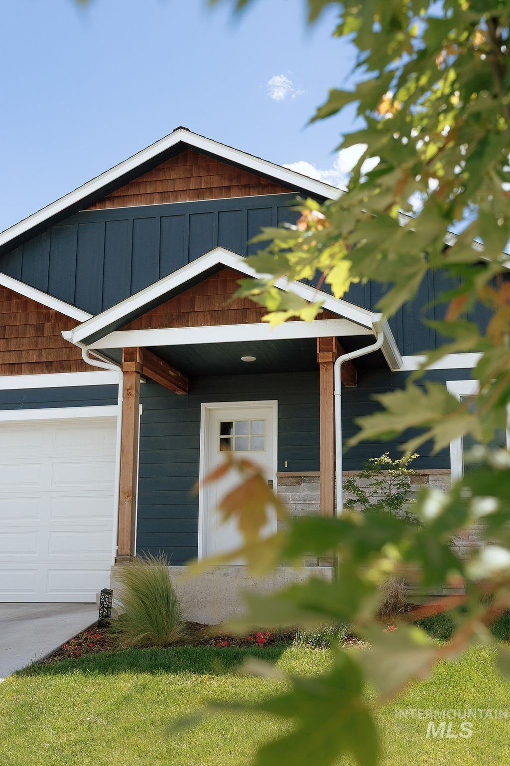 1706 Pioneer Drive Property Photo 2
