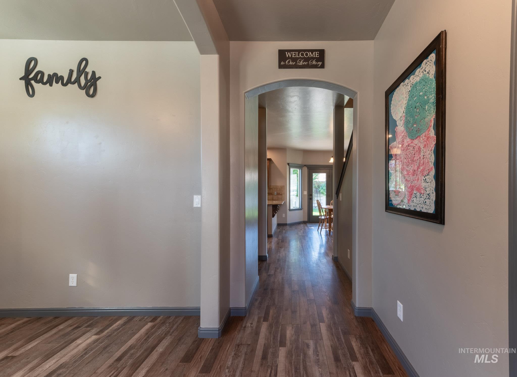 1031 Park Ave Property Photo 15