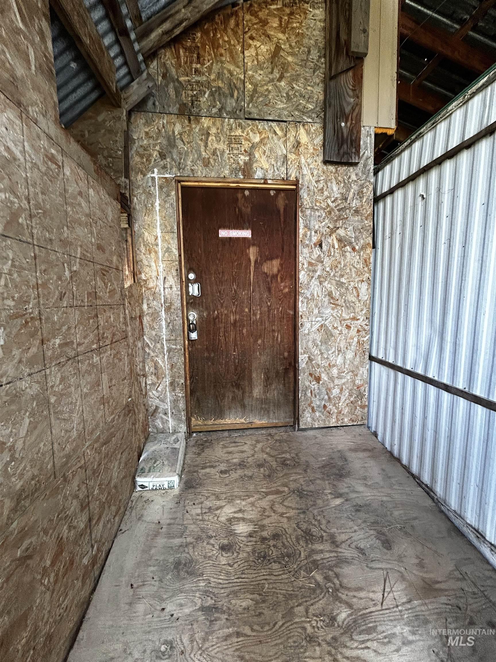 8 Klondike Road Property Photo 13